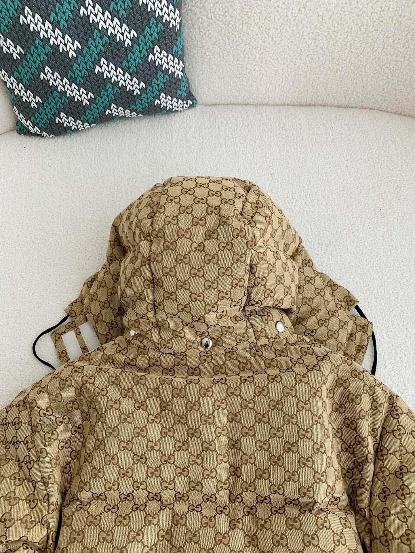 「#2691」Gucci Casual FW22 Full Print Drawstring Down Jacket - Image 10