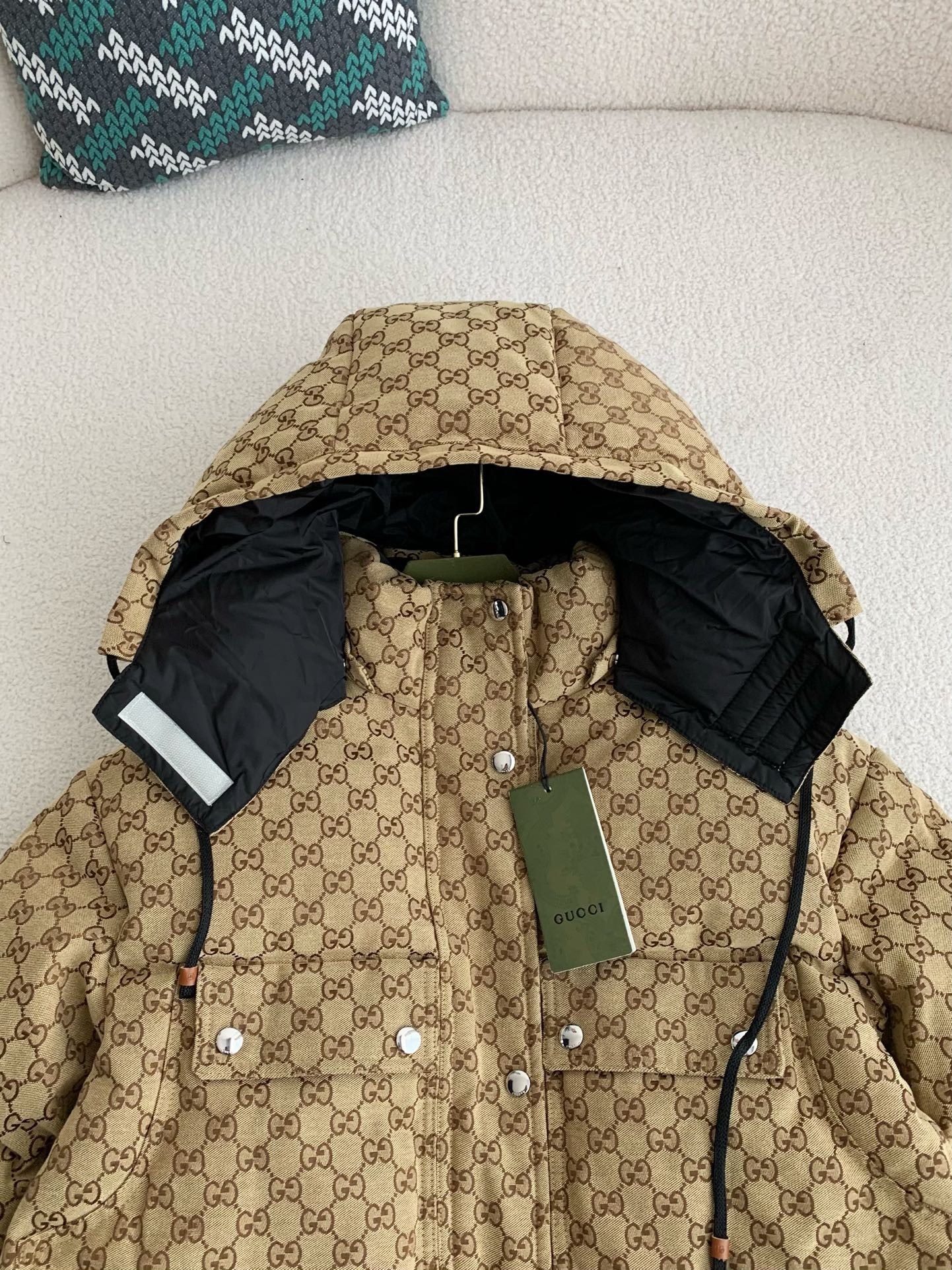 「#2691」Gucci Casual FW22 Full Print Drawstring Down Jacket - Image 3