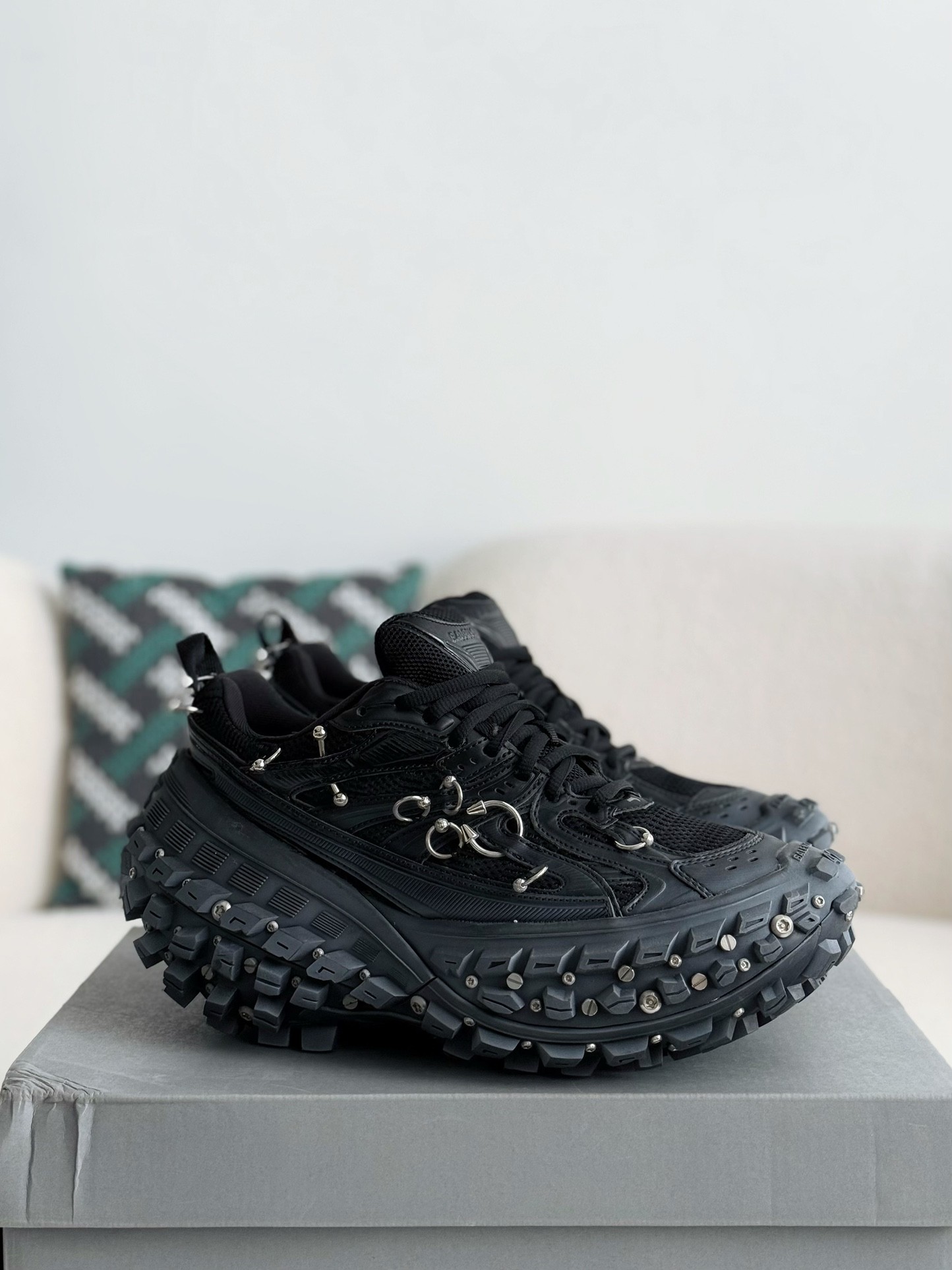 「#2693」 Balenciaga Defender Dad shoes - Image 2