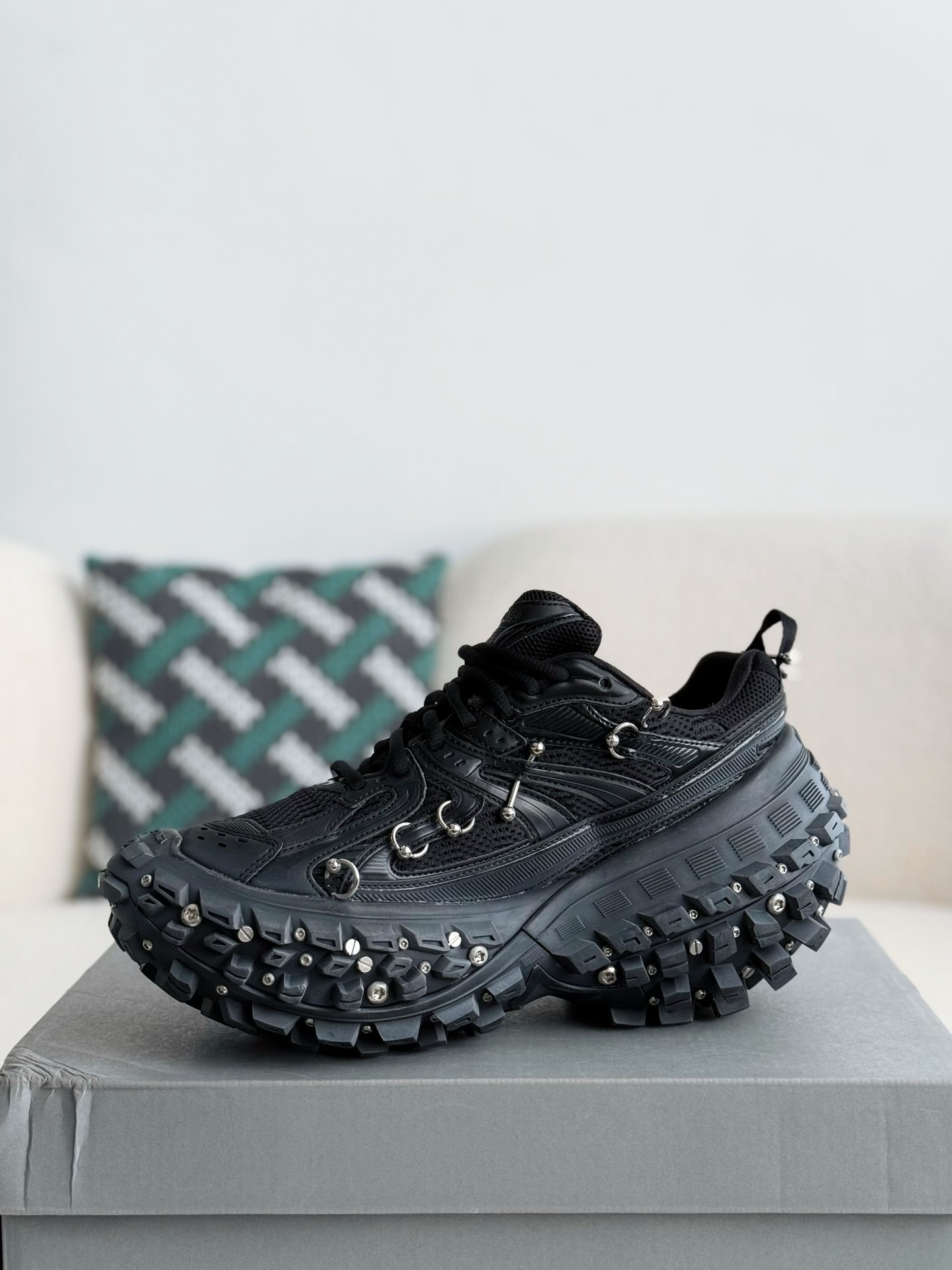 「#2693」 Balenciaga Defender Dad shoes - Image 4