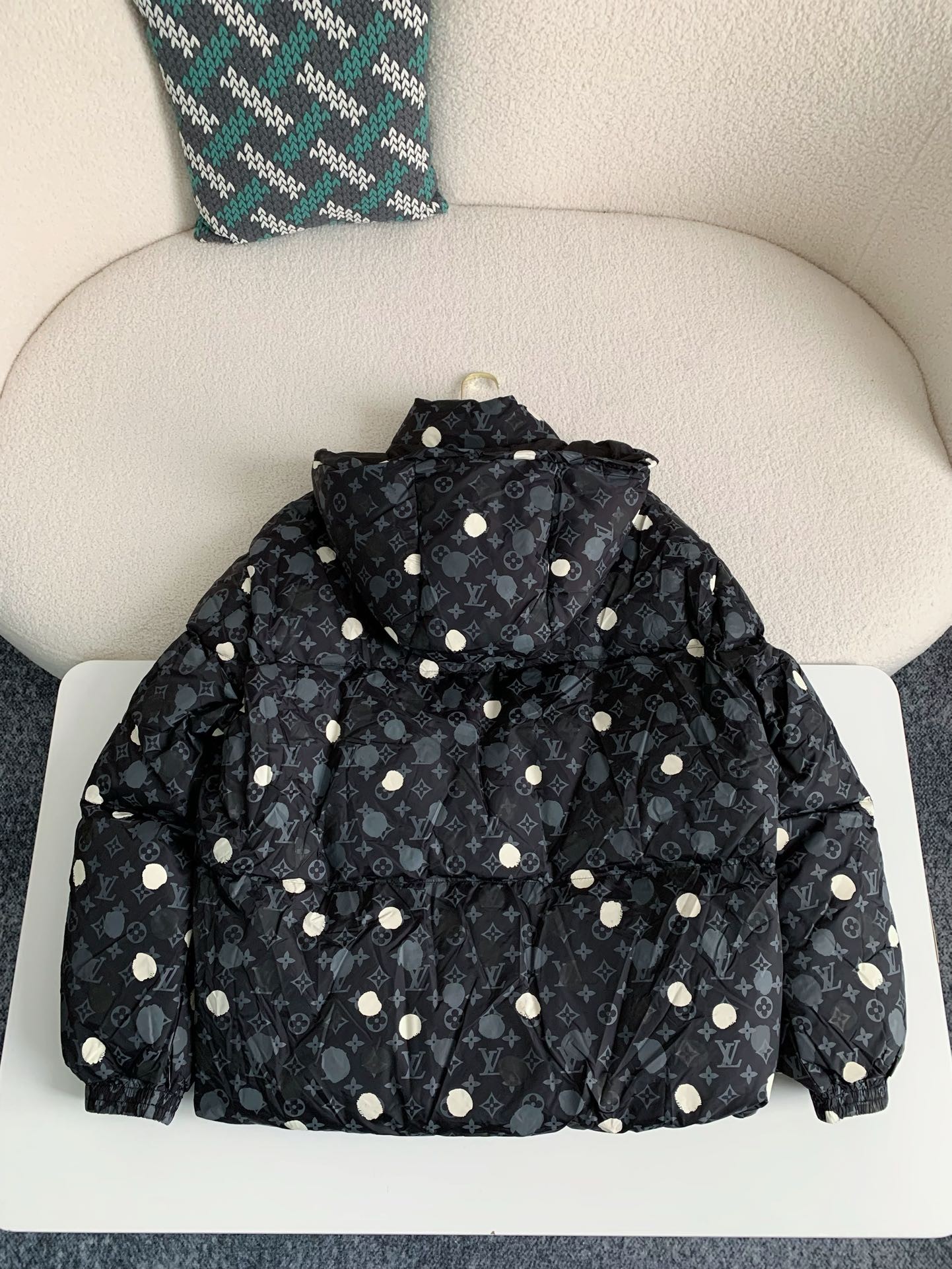 「#2750」LOUIS VUITTON x YAYOI KUSAMA Collaboration SS23 Jacket - Image 7