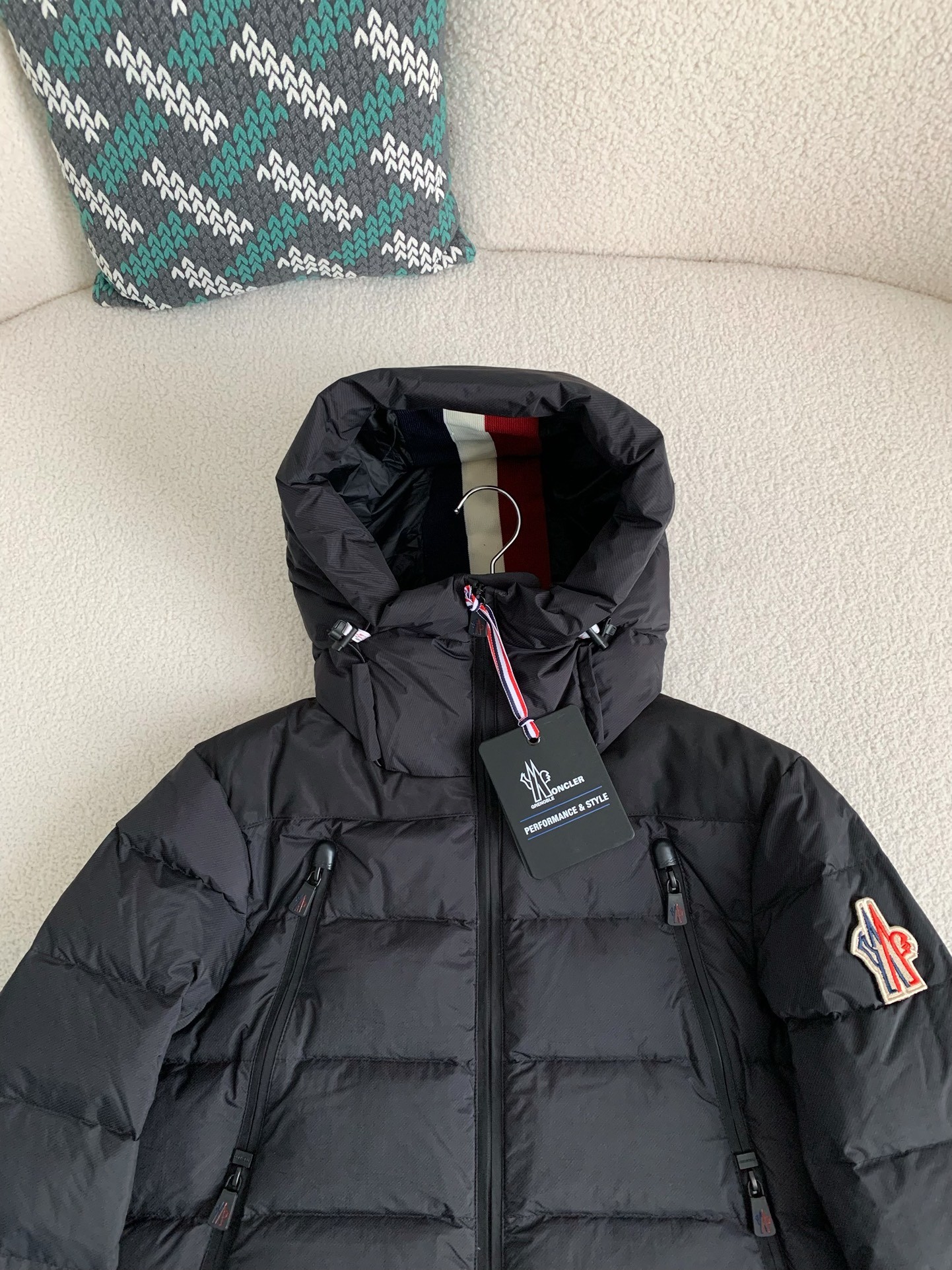「#2752」Moncler Grenoble Nylon Hooded Down Jacket - Image 3
