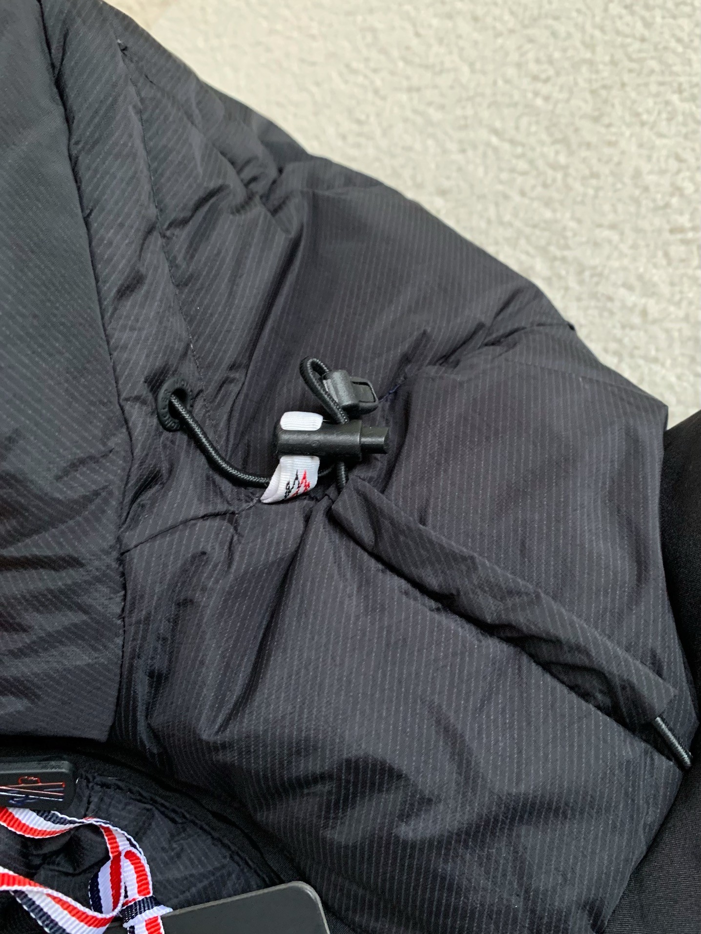 「#2752」Moncler Grenoble Nylon Hooded Down Jacket - Image 7