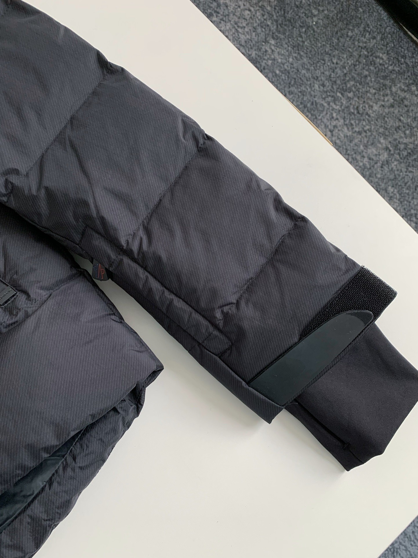 「#2752」Moncler Grenoble Nylon Hooded Down Jacket - Image 5