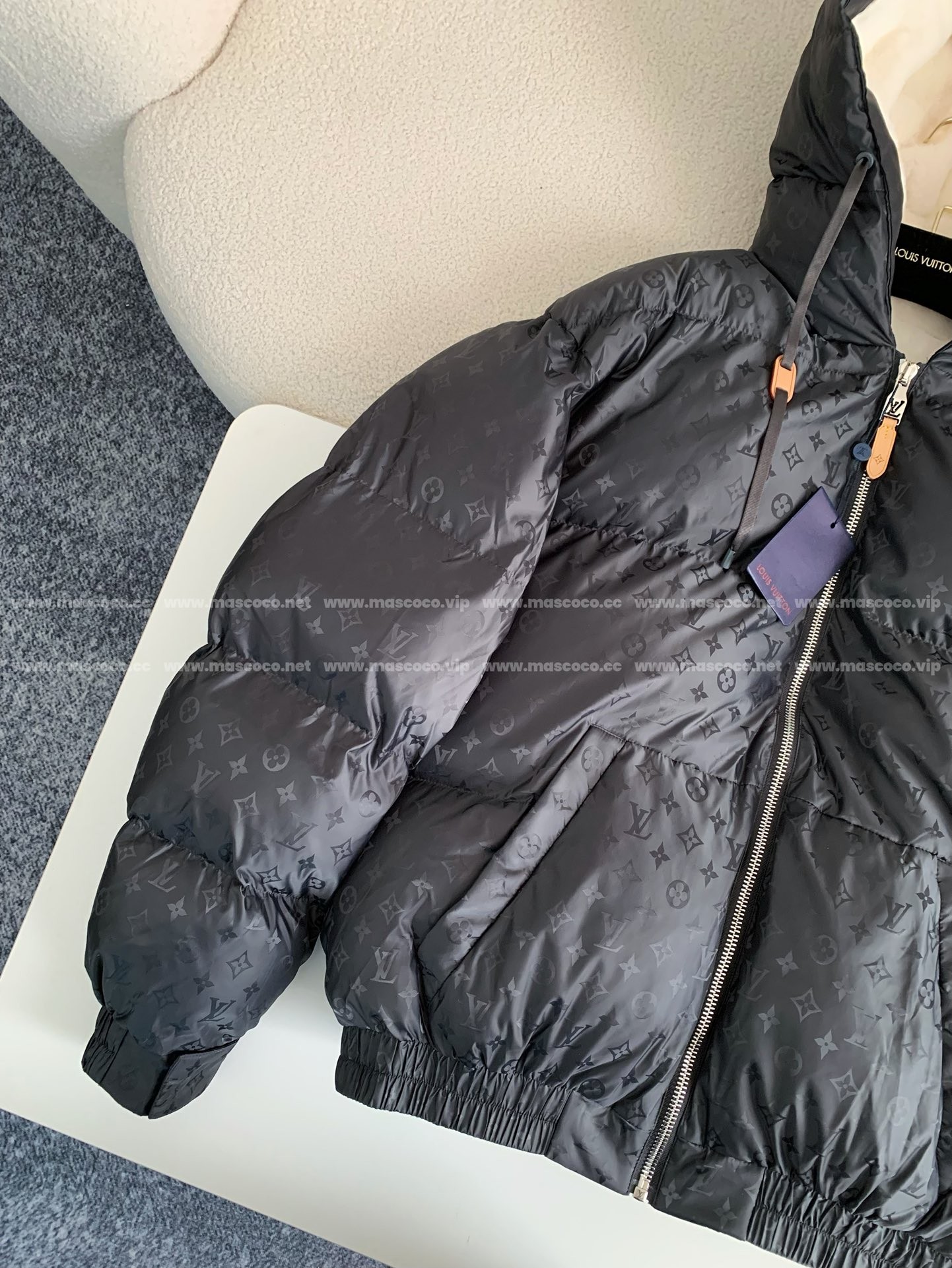 「#2798」LOUIS VUITTON Skiing Series FW24 Printed Hooded Cotton-Padded Jacket - Image 2