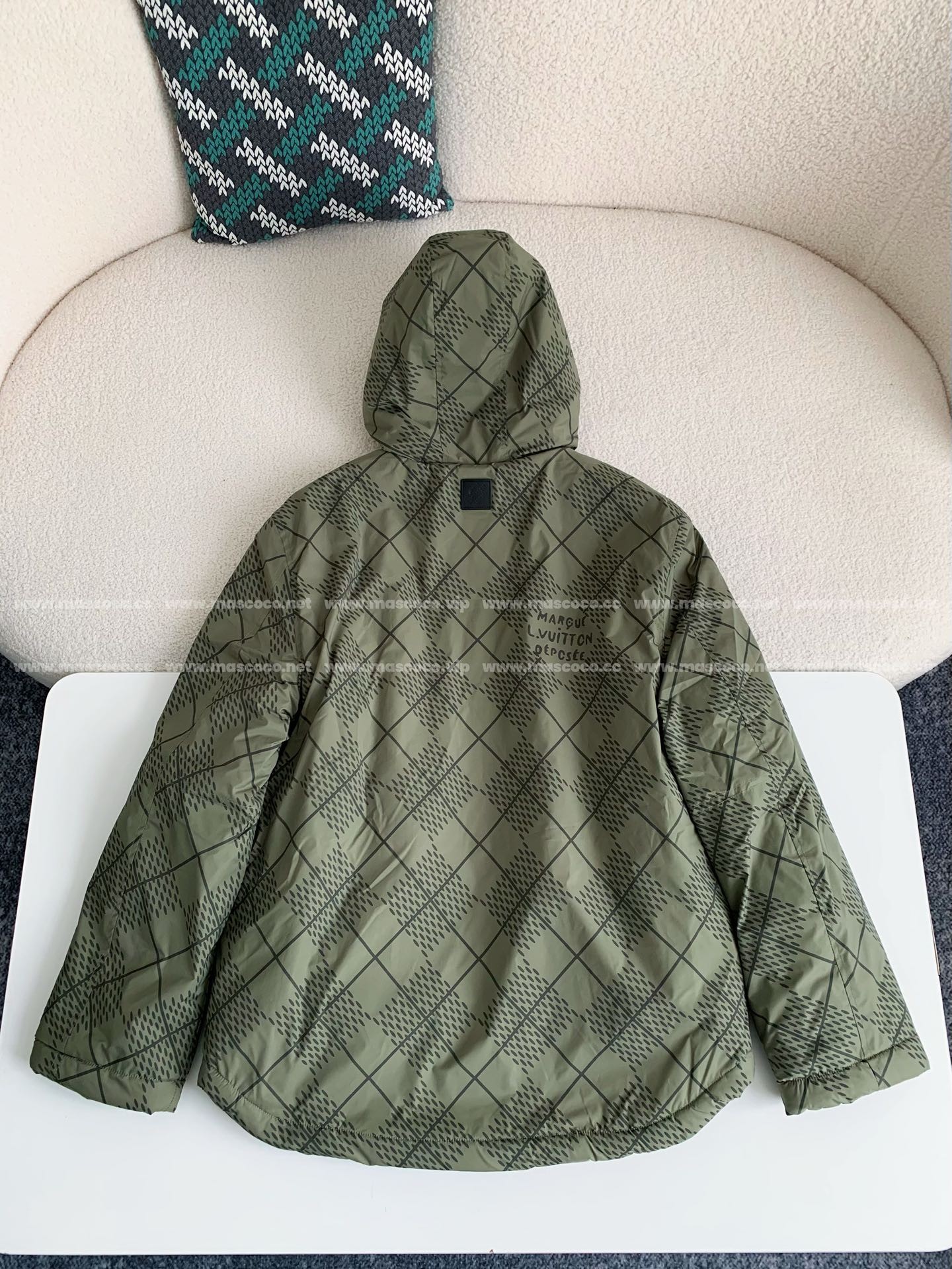 「#3004」Louis Vuitton SS25 Pre-Spring collection, Logo letter stripe jacket - Image 9
