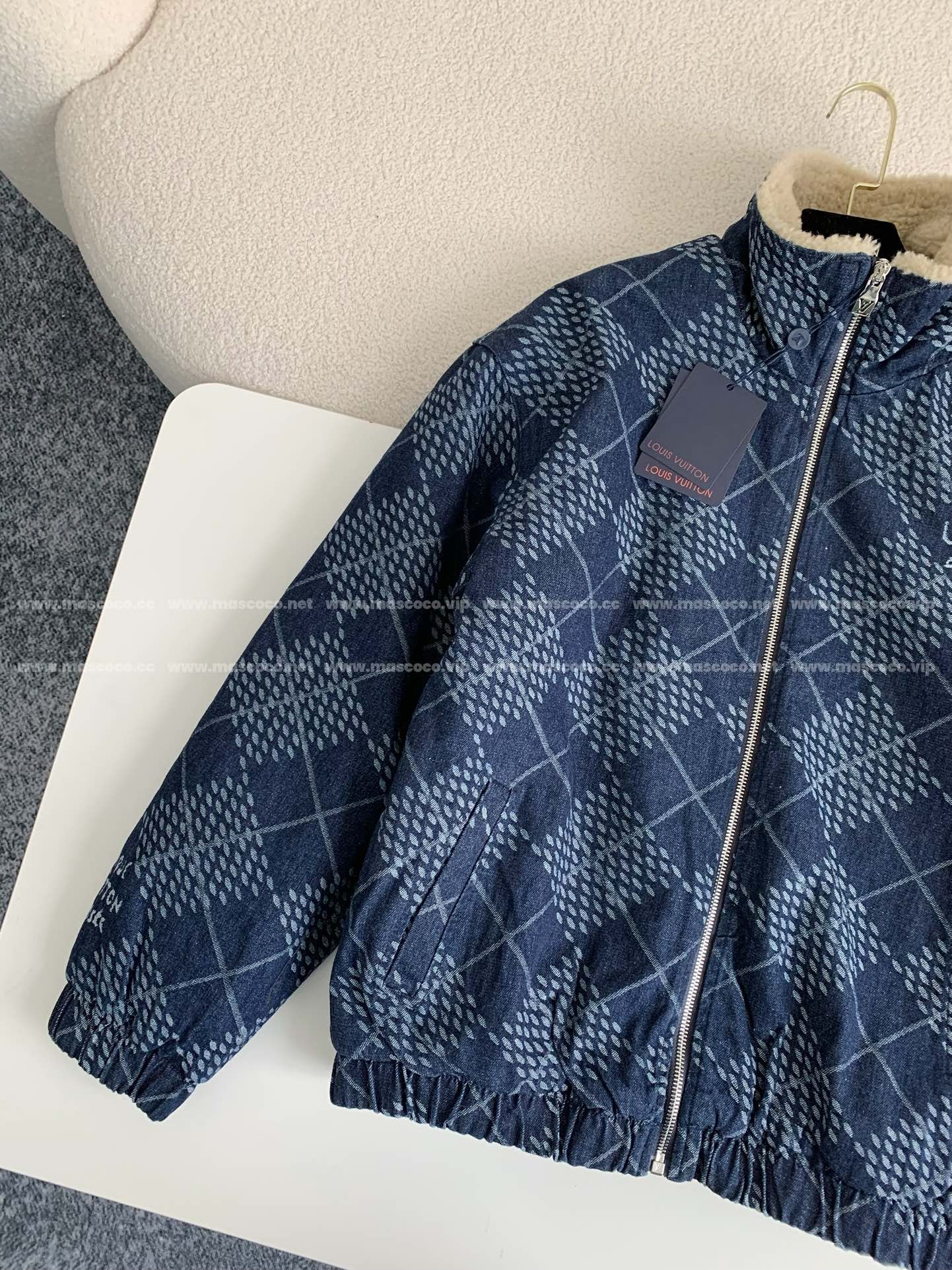「#2811」Louis Vuitton SS25 Pre-Spring collection, Logo letter stripe jacket - Image 2