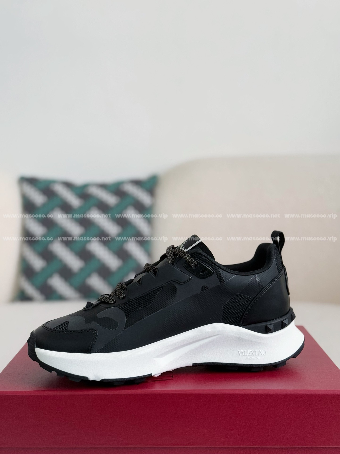 「#2817」Valentino Garavani True Act Casual Shoes - Image 4