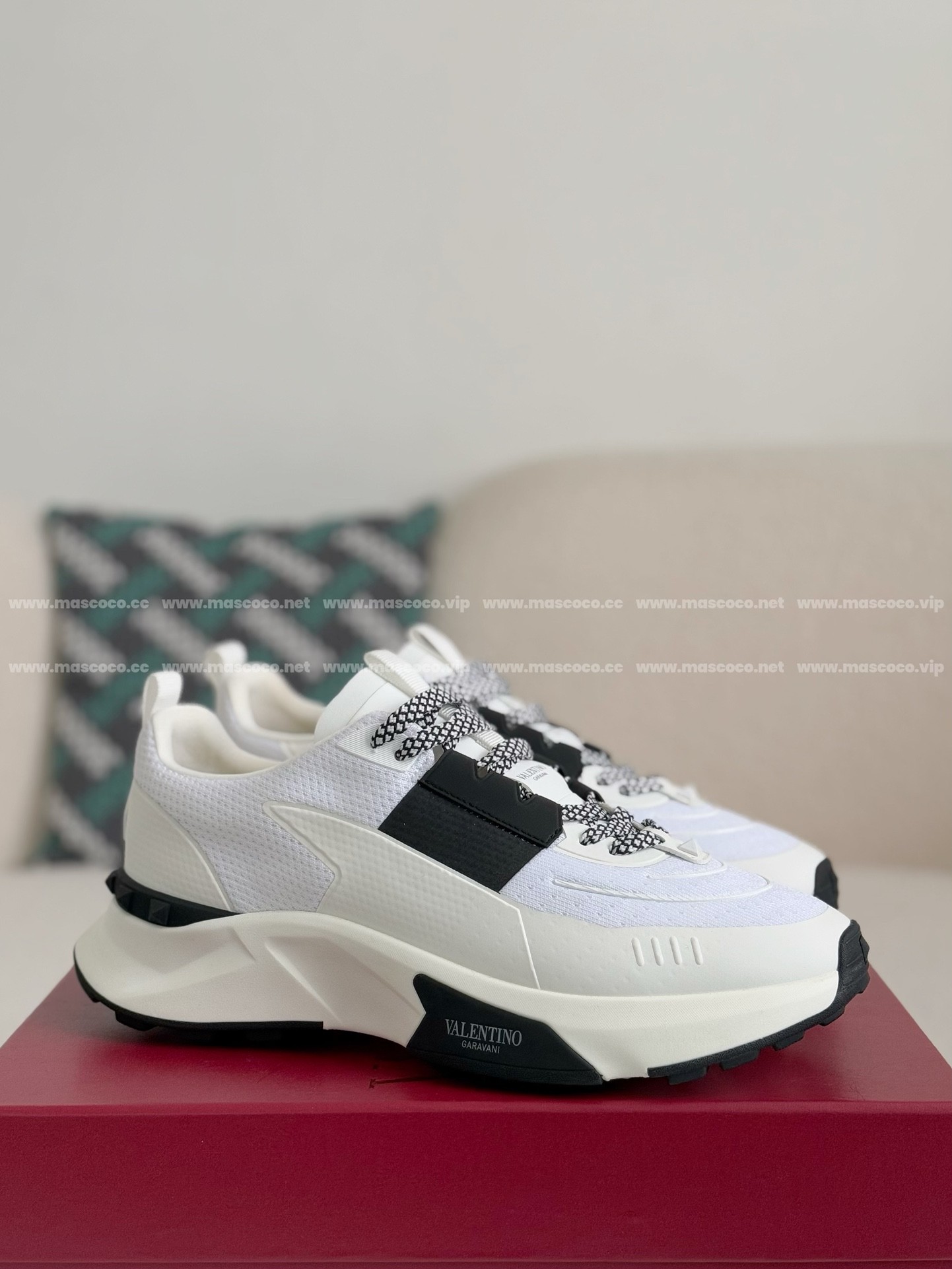 「#2818」Valentino Garavani True Act Casual Shoes - Image 2