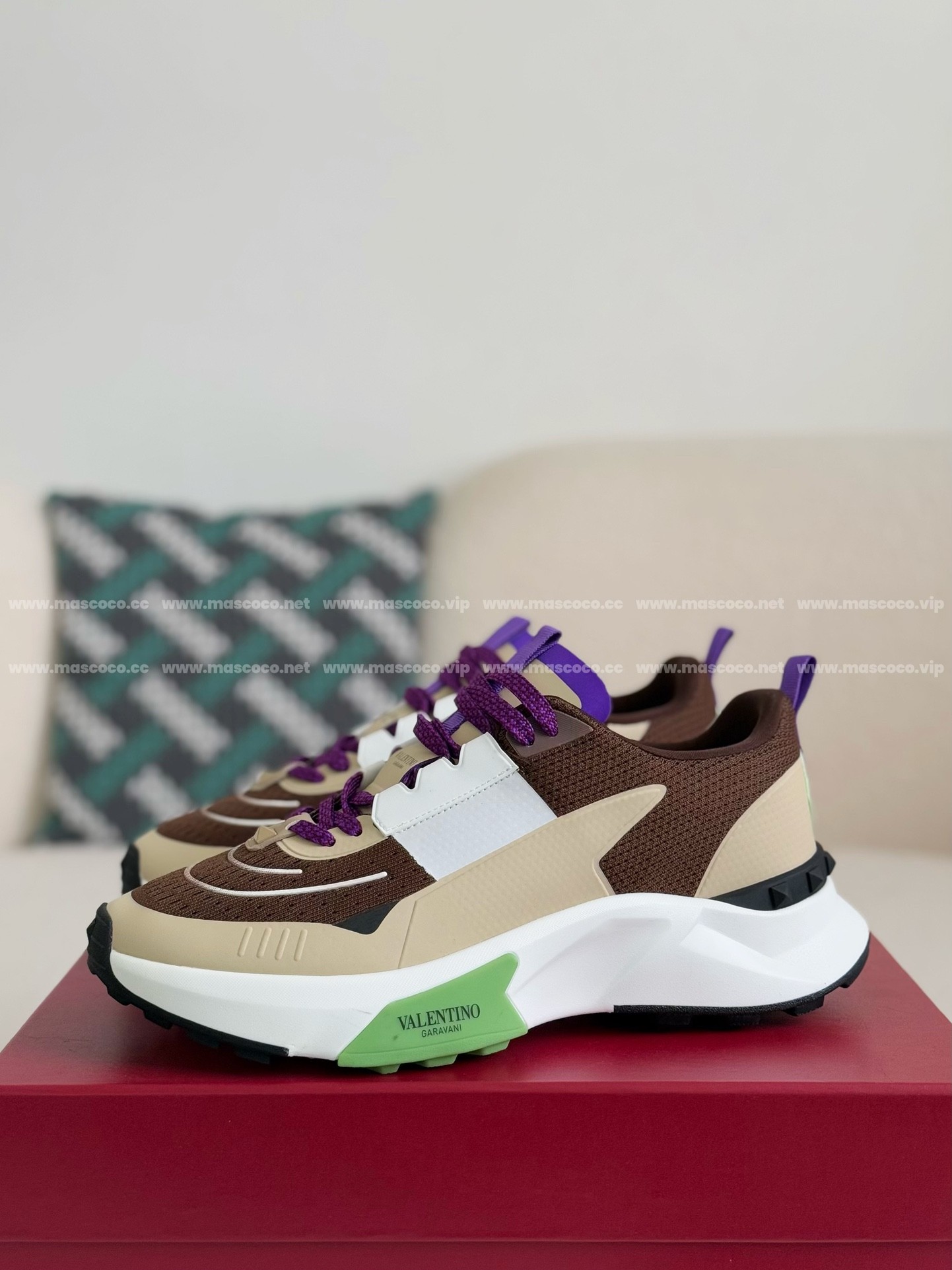 「#2819」Valentino Garavani True Act Casual Shoes