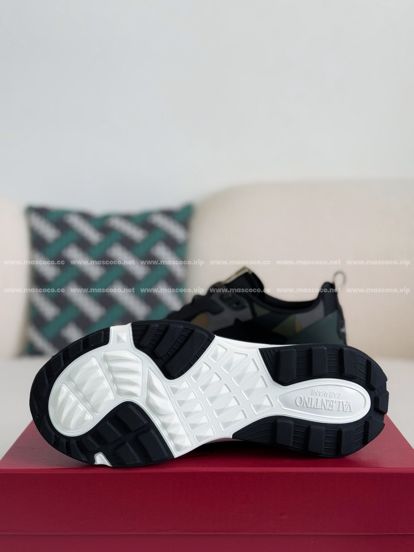 「#2820」Valentino Garavani True Act Casual Shoes - Image 5