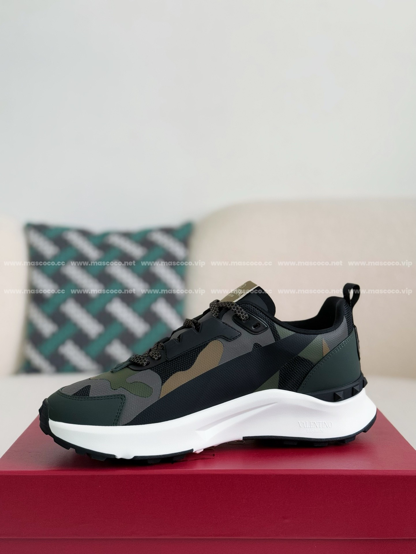 「#2820」Valentino Garavani True Act Casual Shoes - Image 4