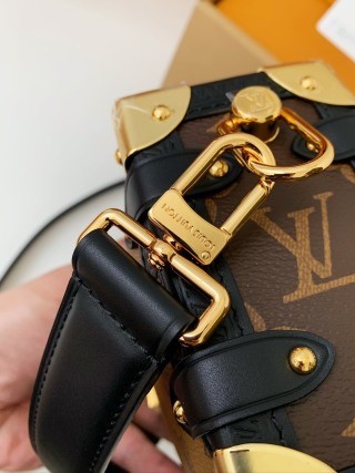 「#2855」Louis Vuitton Small SIDE TRUNK Handbag M46815 Yellow Flower, Size: 18*12.5*8cm - Image 10