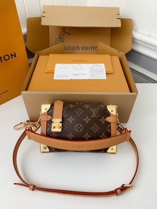 「#2856」Louis Vuitton small SIDE TRUNK handbag M46815, size: 18*12.5*8cm