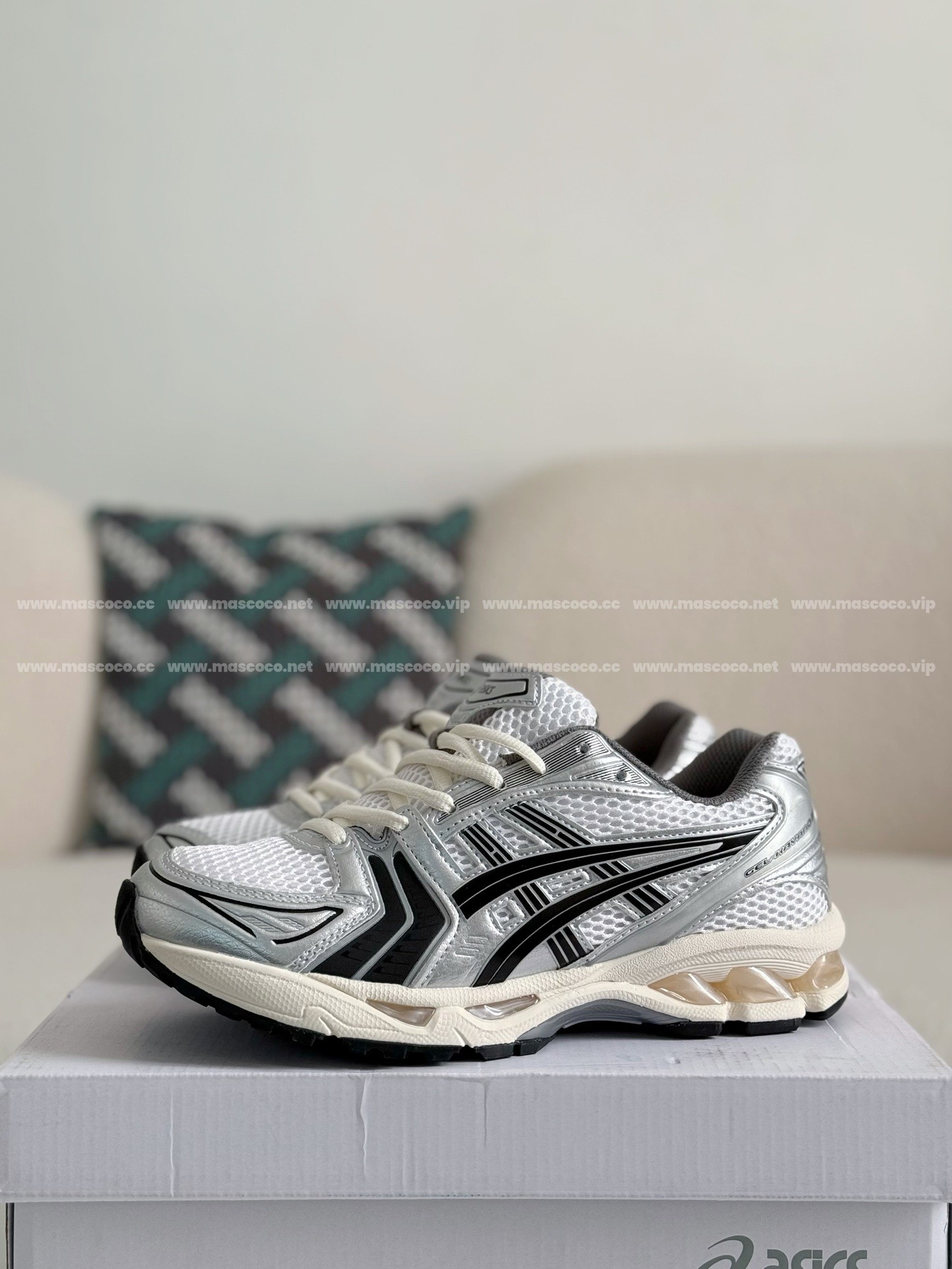 「#2905」jjjound x Asics Gel-Kayano 14 Sneakers