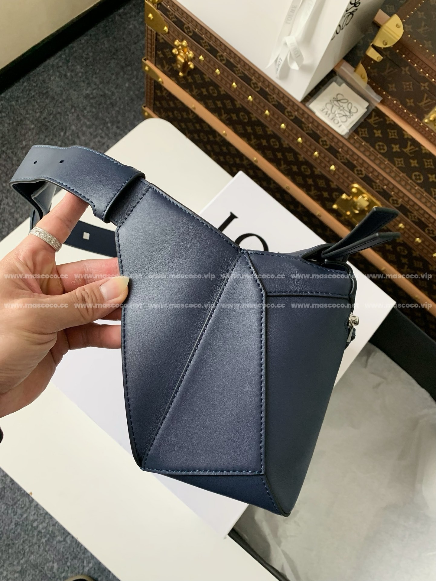 「#3043」Loewe puzzle small waist bag, Size: 24*16*10.5cm - Image 4