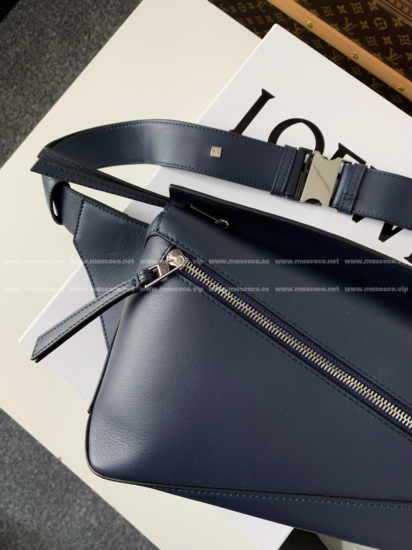 「#3043」Loewe puzzle small waist bag, Size: 24*16*10.5cm - Image 3