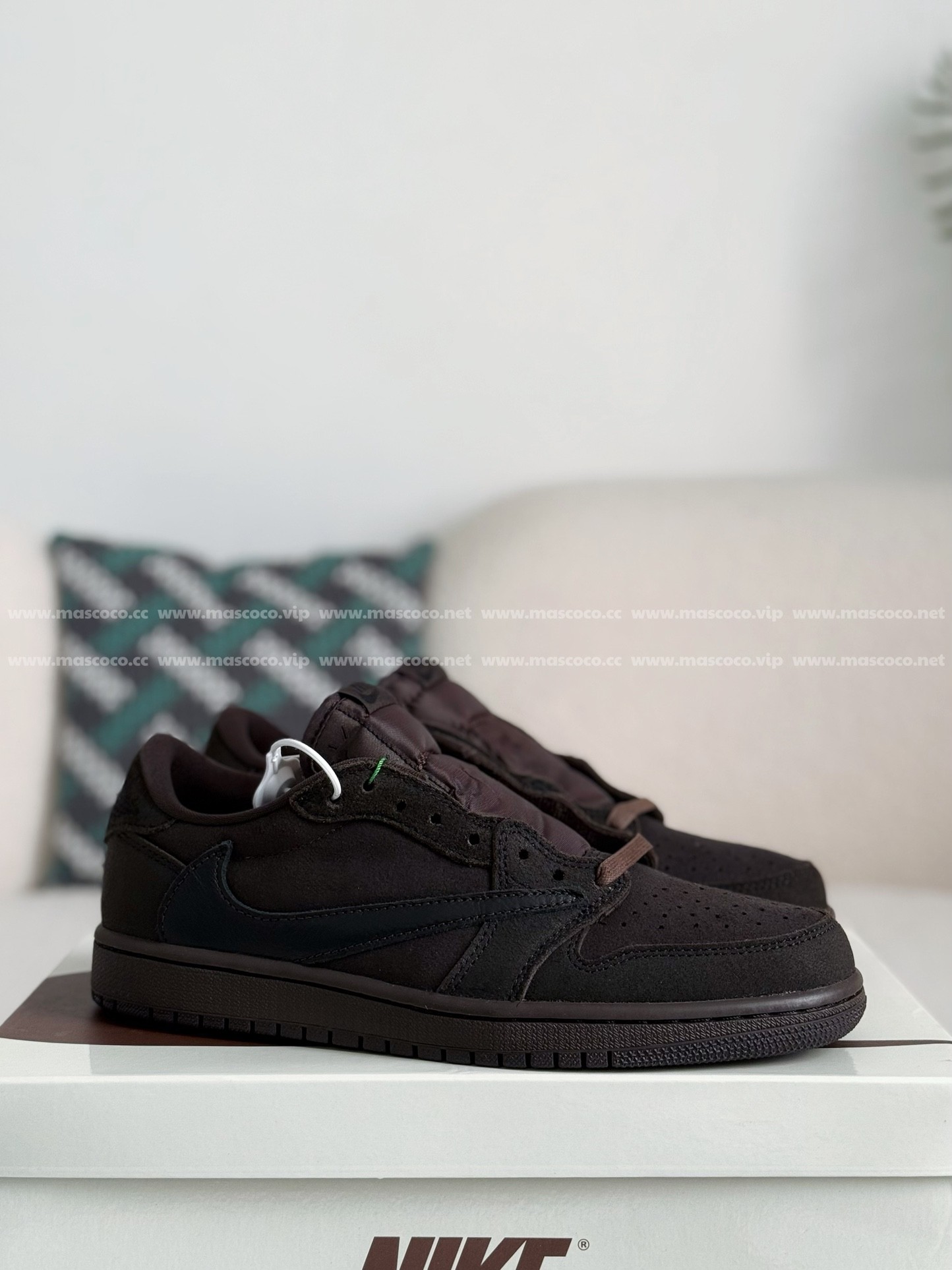「#3106」Travis Scott x Jordan Air Jordan 1 Low Golf 6.0 Sneakers - Image 2
