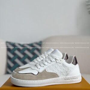 「#3139」Louis Vuitton Leather dark concave printed board shoes