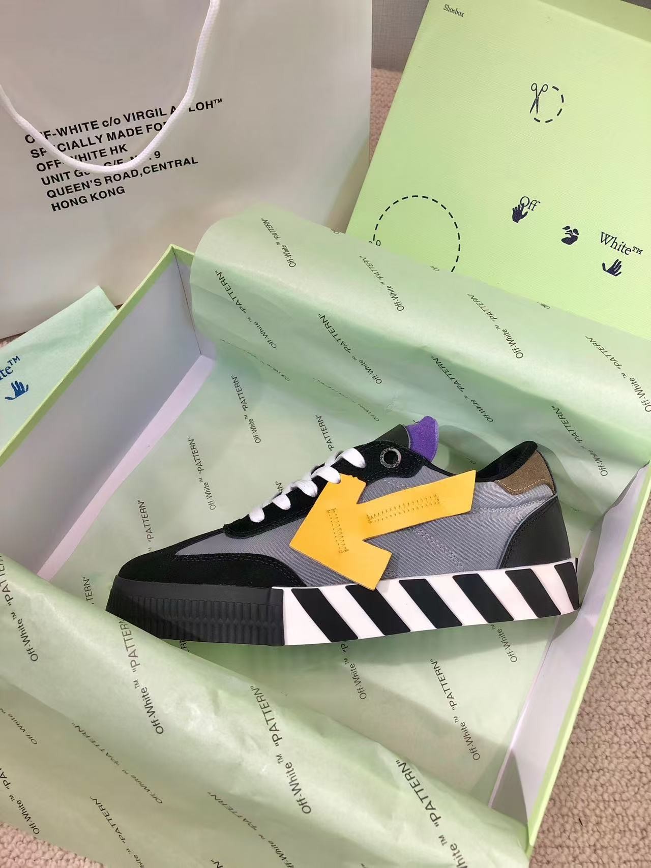 「#3245」Off-White color-blocked arrows with geometric patterns, multi-color matching, sneakers - Image 6