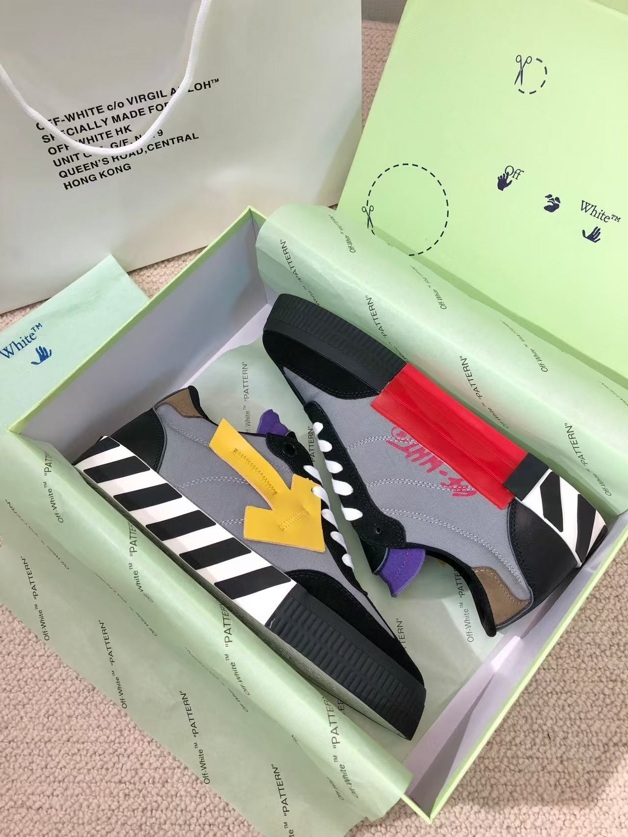 「#3245」Off-White color-blocked arrows with geometric patterns, multi-color matching, sneakers - Image 5