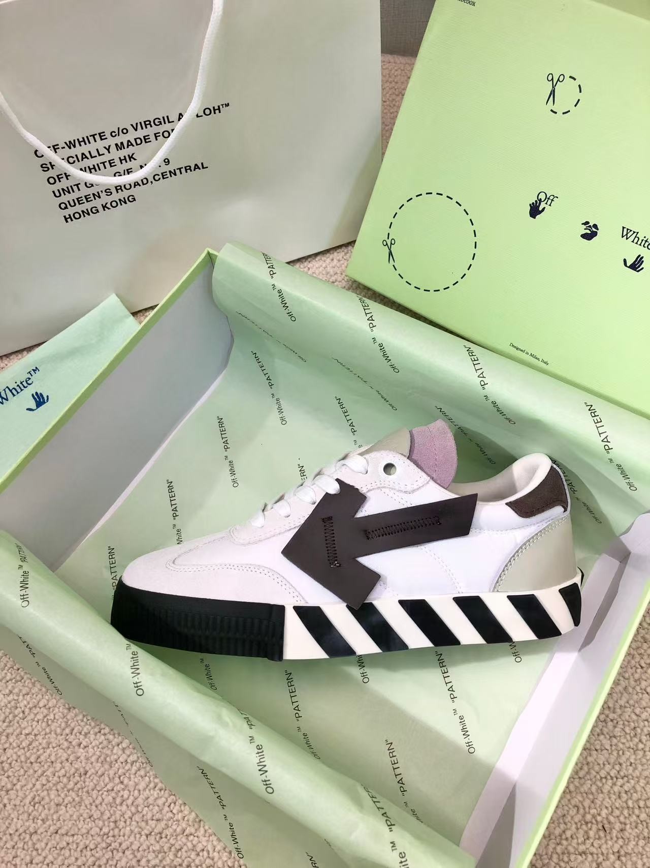 「#3245」Off-White color-blocked arrows with geometric patterns, multi-color matching, sneakers - Image 10