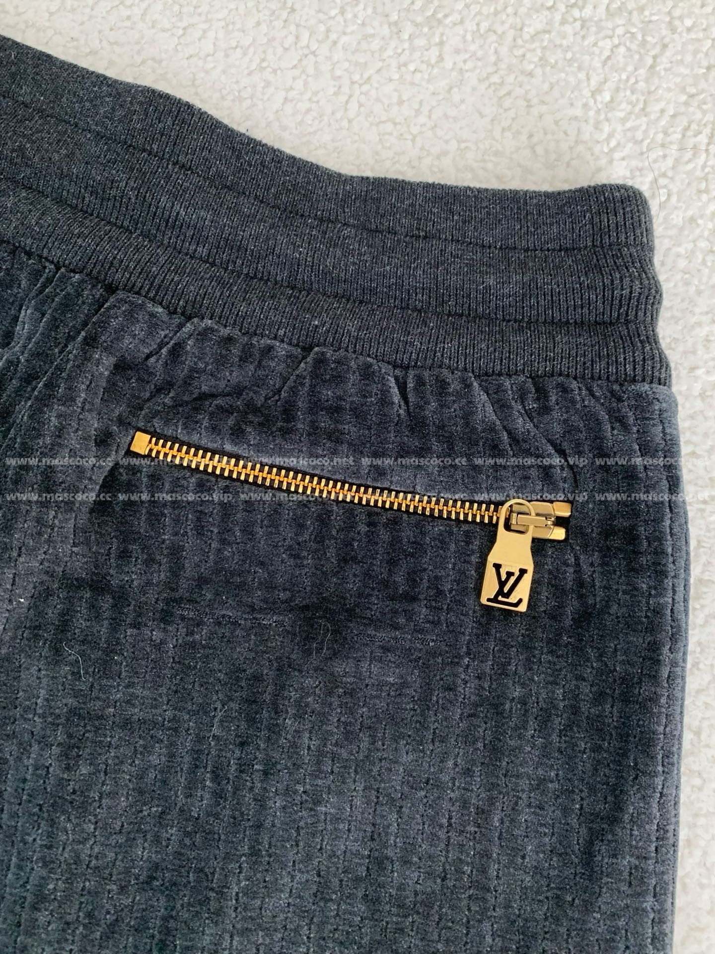 「#3272」Louis Vuitton x Park Seo Bo Knit sweatpants - Image 8