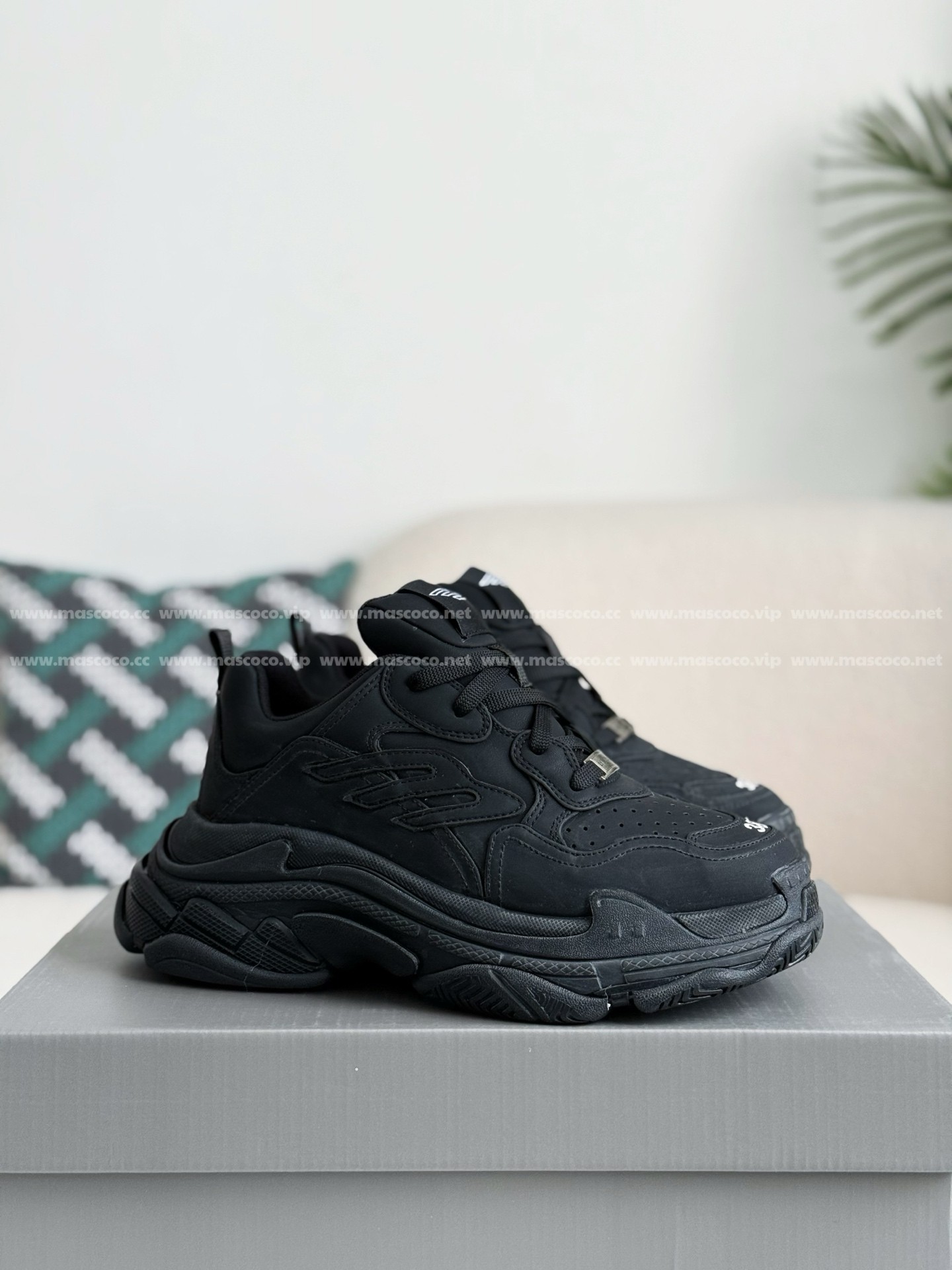 「#3498」Balenciaga Triple S Sporty Dad Shoes - Image 2