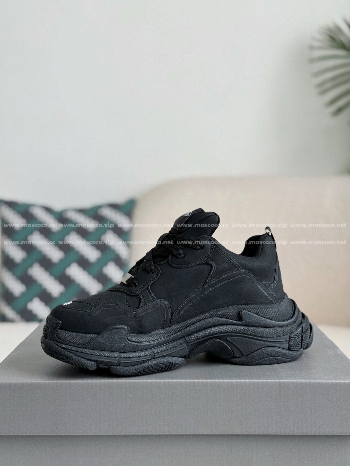 「#3498」Balenciaga Triple S Sporty Dad Shoes - Image 4