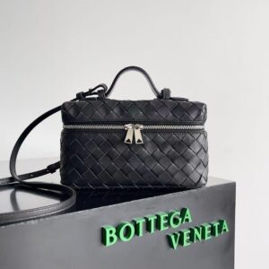 「#3858」BOTTECA VENETA uses exquisite craftsmanship intreccio weaving imported sheepskin leather Crossbody t