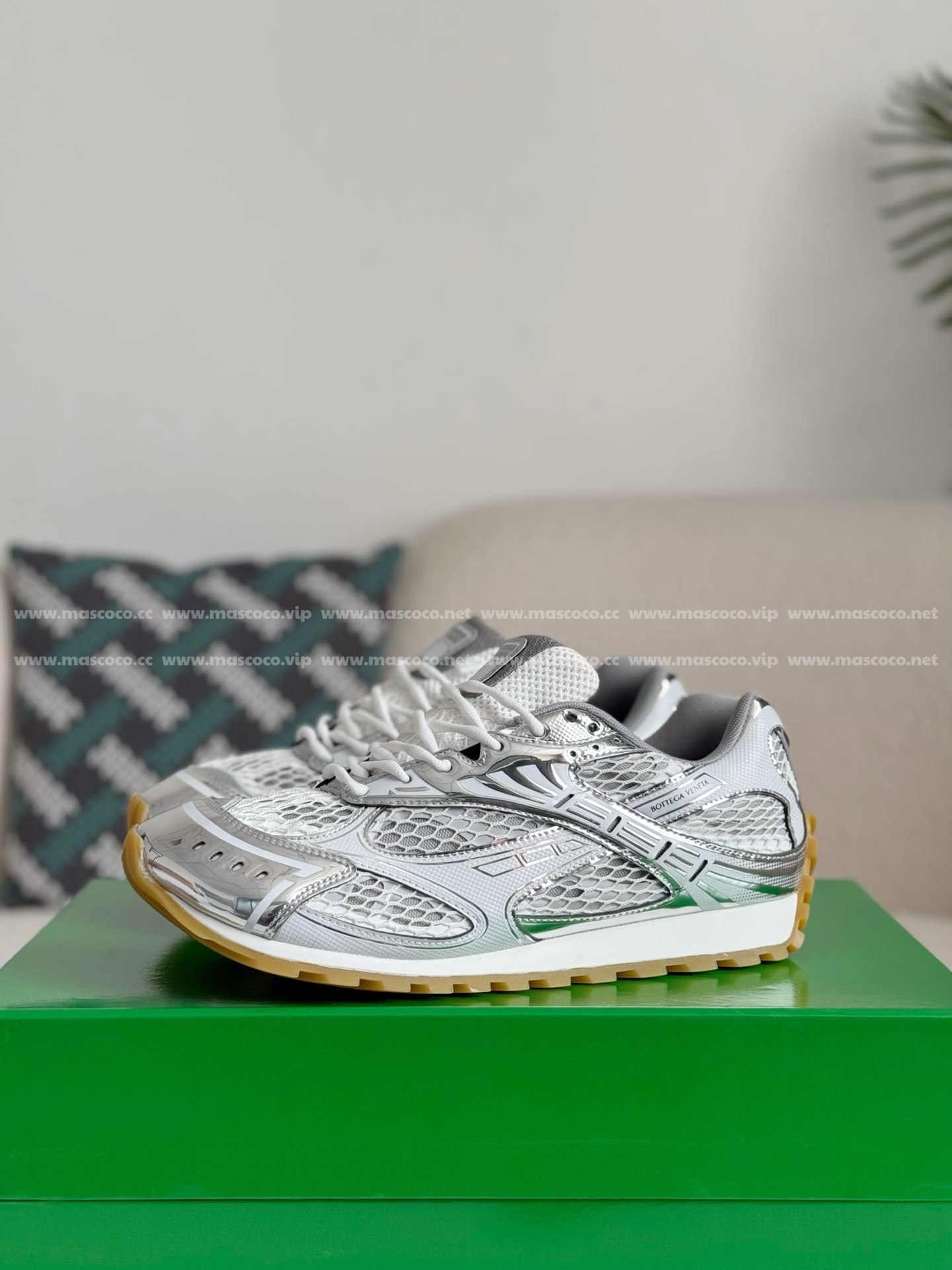 「#3162」Bottega Veneta's latest orbit series sneakers