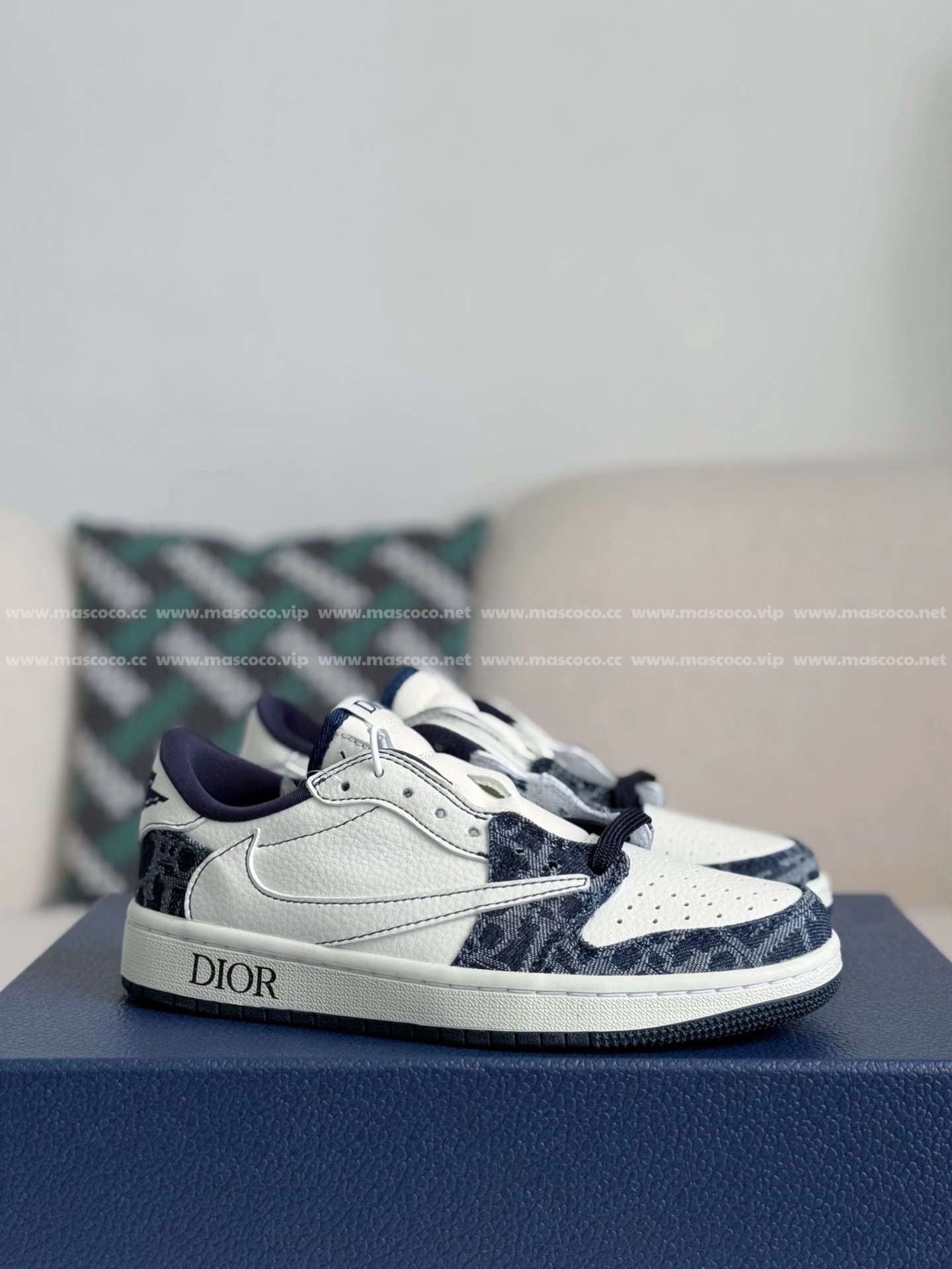 「#4013」Dior x Jordan Air Jordan 1 Low Golf 6.0 Sneakers - Image 2