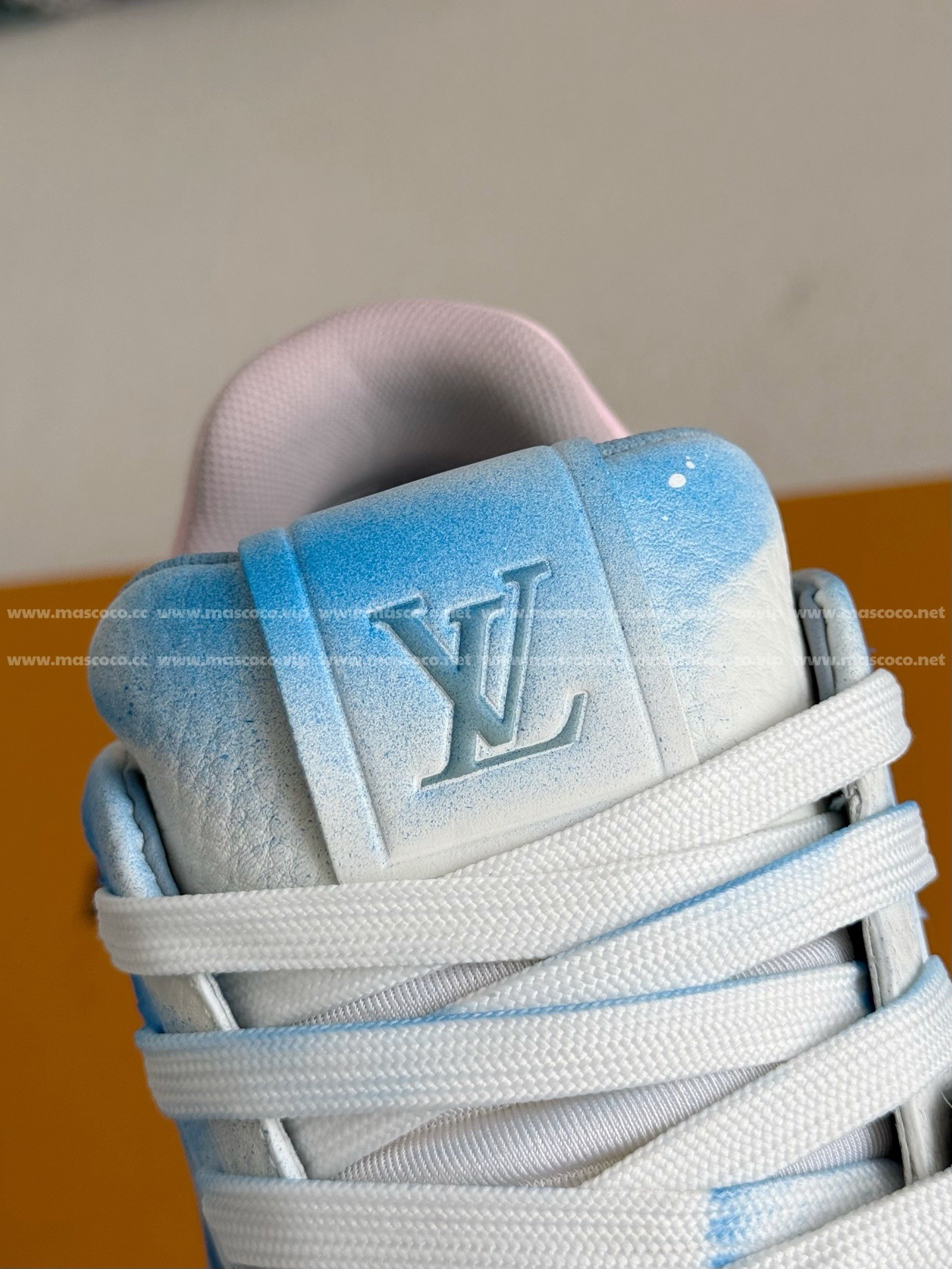 「#4017」LOUIS VUITTON TRAINER SNEAKERS - Image 10