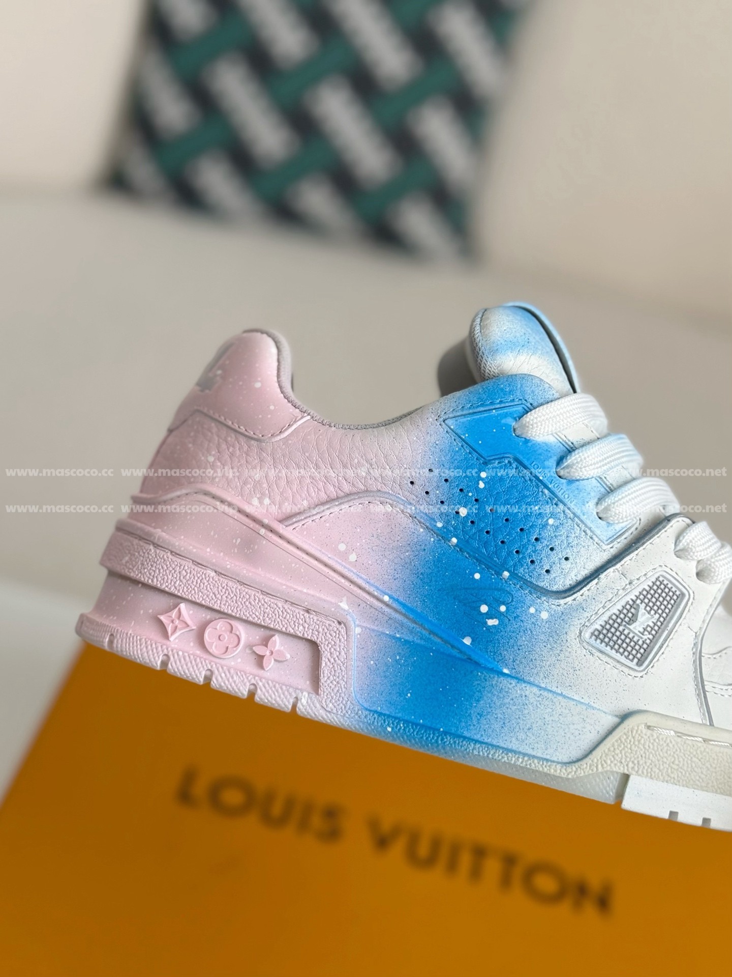 「#4017」LOUIS VUITTON TRAINER SNEAKERS - Image 7