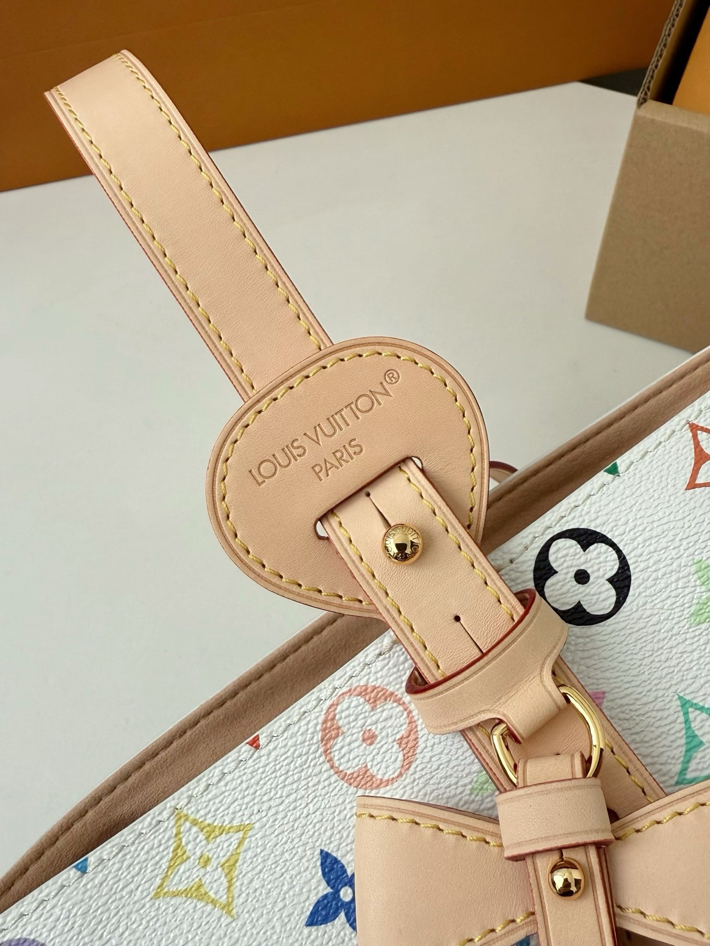 「#4039」LV ALL IN BB White Three-Color Handbag M13089,Size:18*12*16cm - Image 3