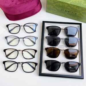 「#4181」Gucci sunglasses