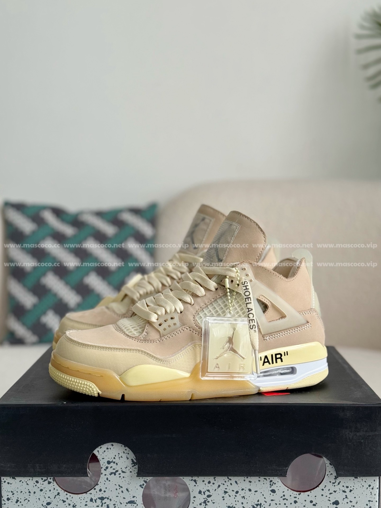 「#112」Jordan 4 AJ4 Sneakers Retro OW