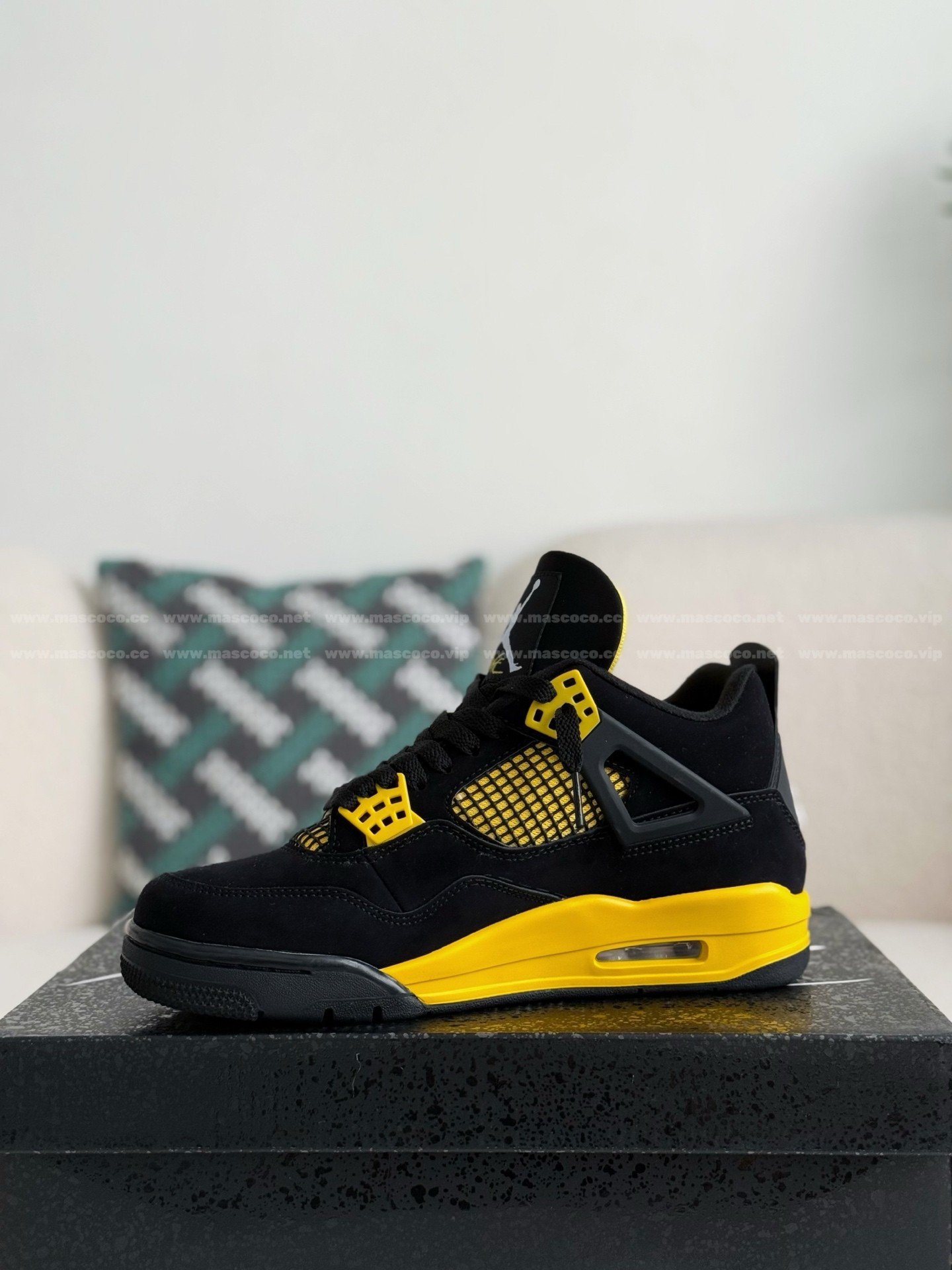 「#4327」Jordan Air Jordan 4 "Thunder" Leather Basketball Shoes Black Yellow - Image 4