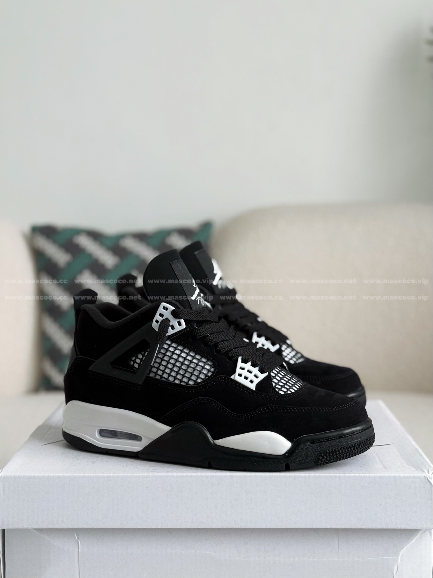 「#4328」Jordan Air Jordan 4 Retro "White Thunder" Leather Retro Basketball Shoes Black and White - Image 2
