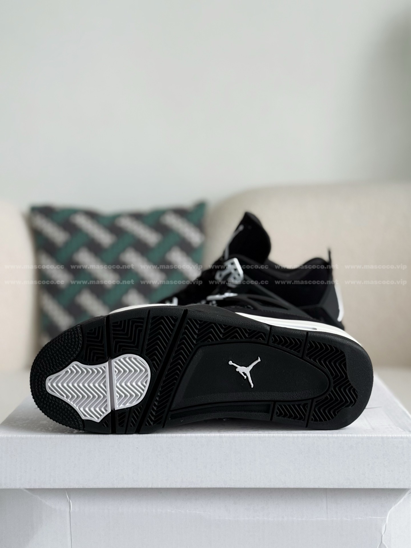 「#4328」Jordan Air Jordan 4 Retro "White Thunder" Leather Retro Basketball Shoes Black and White - Image 5