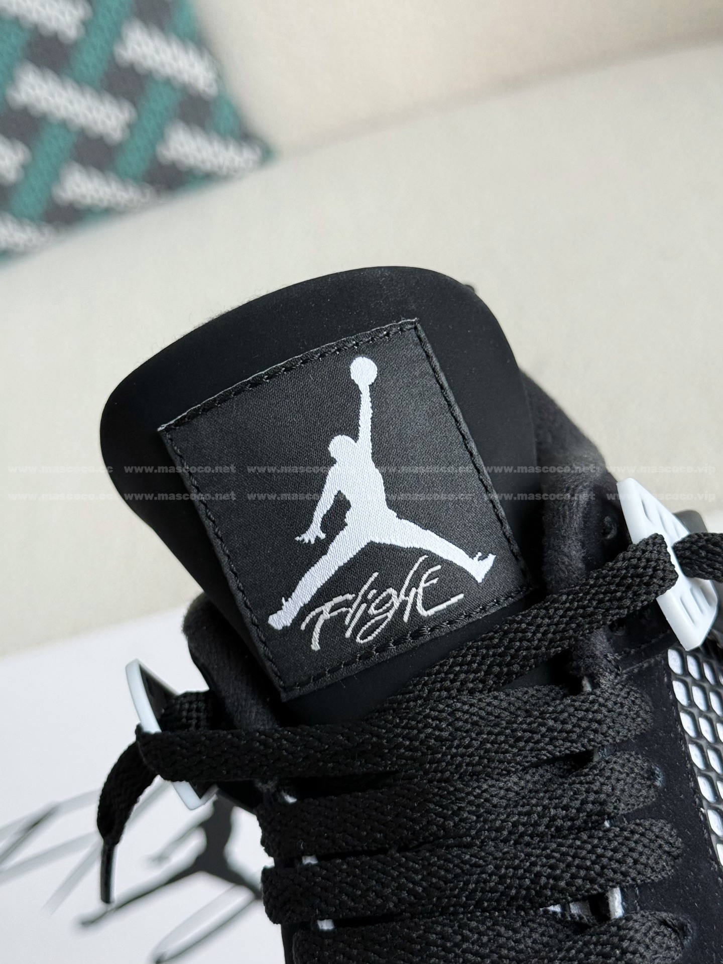 「#4328」Jordan Air Jordan 4 Retro "White Thunder" Leather Retro Basketball Shoes Black and White - Image 10