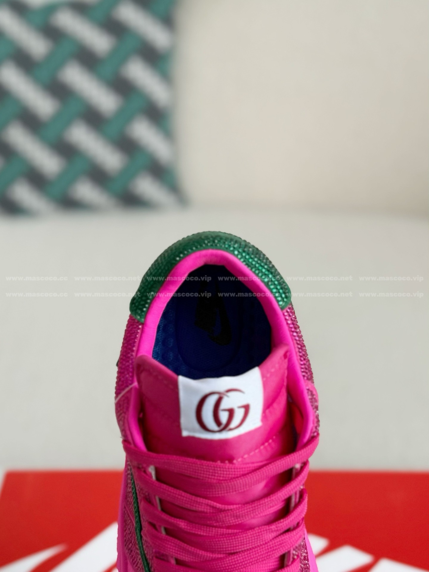 「#4534」Jordan 1 x Gucci Hand-Set Rhinestones Low Sneakers - Image 9