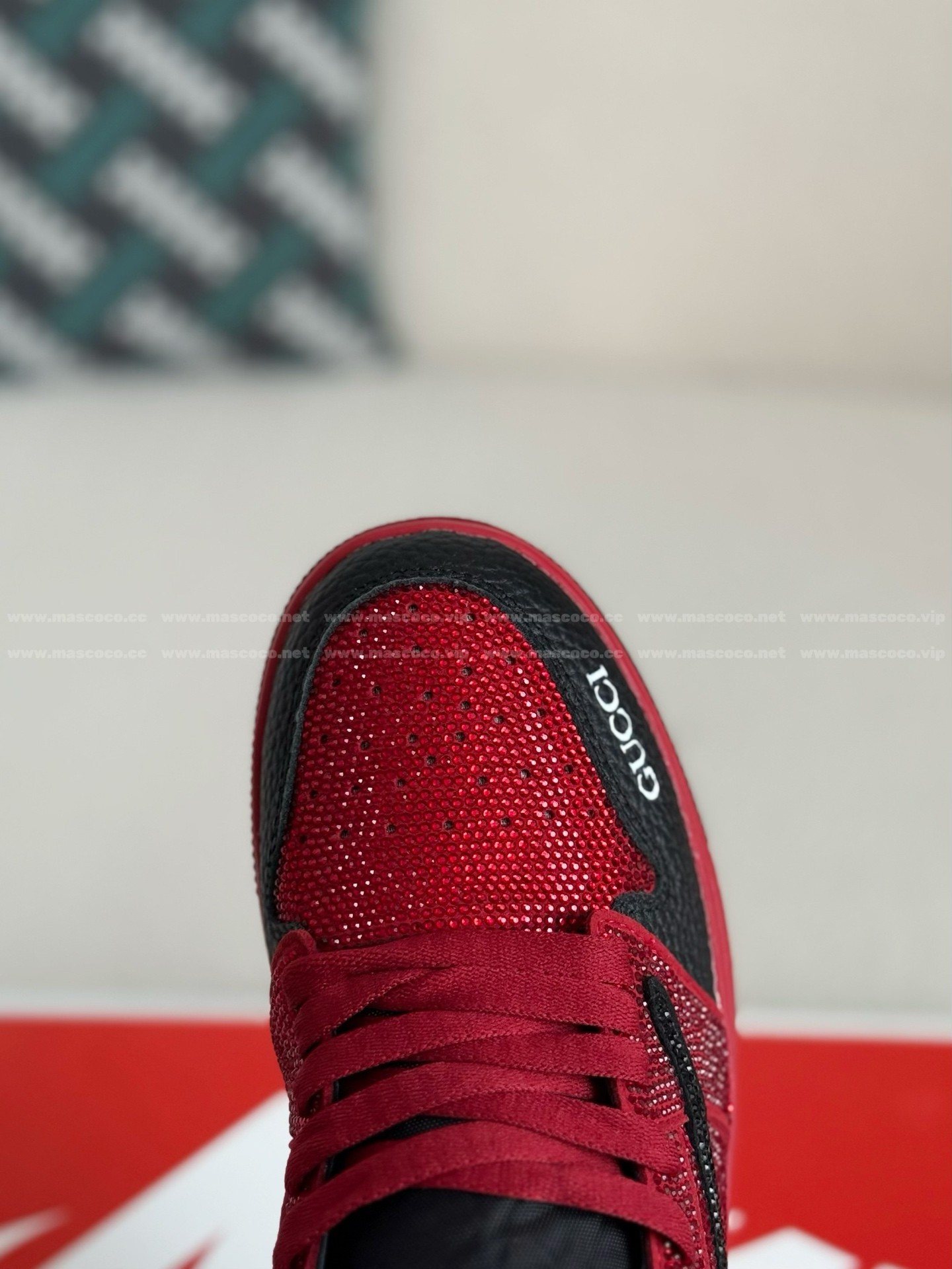 「#4536」Jordan 1 x Gucci Hand-Set Rhinestones Low Sneakers - Image 10