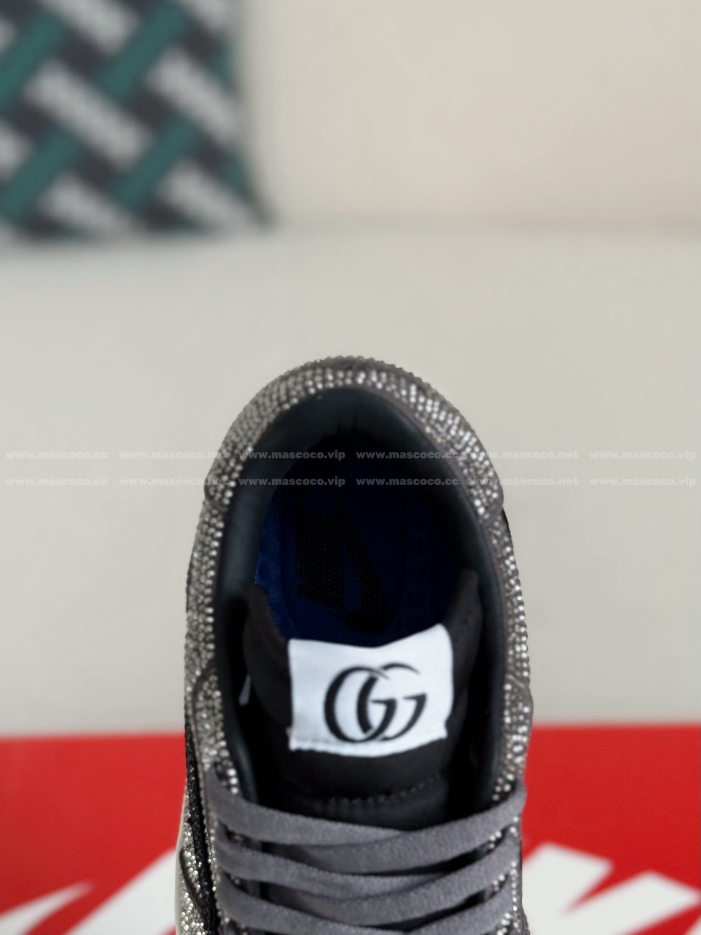 「#4537」Jordan 1 x Gucci Hand-Set Rhinestones Low Sneaker - Image 10