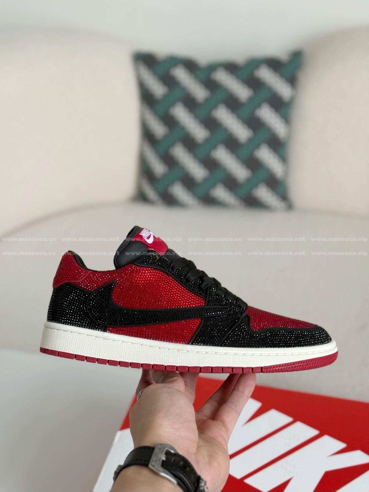「#4544」Jordan 1 Hand-Set Rhinestones Low Sneakers - Image 6