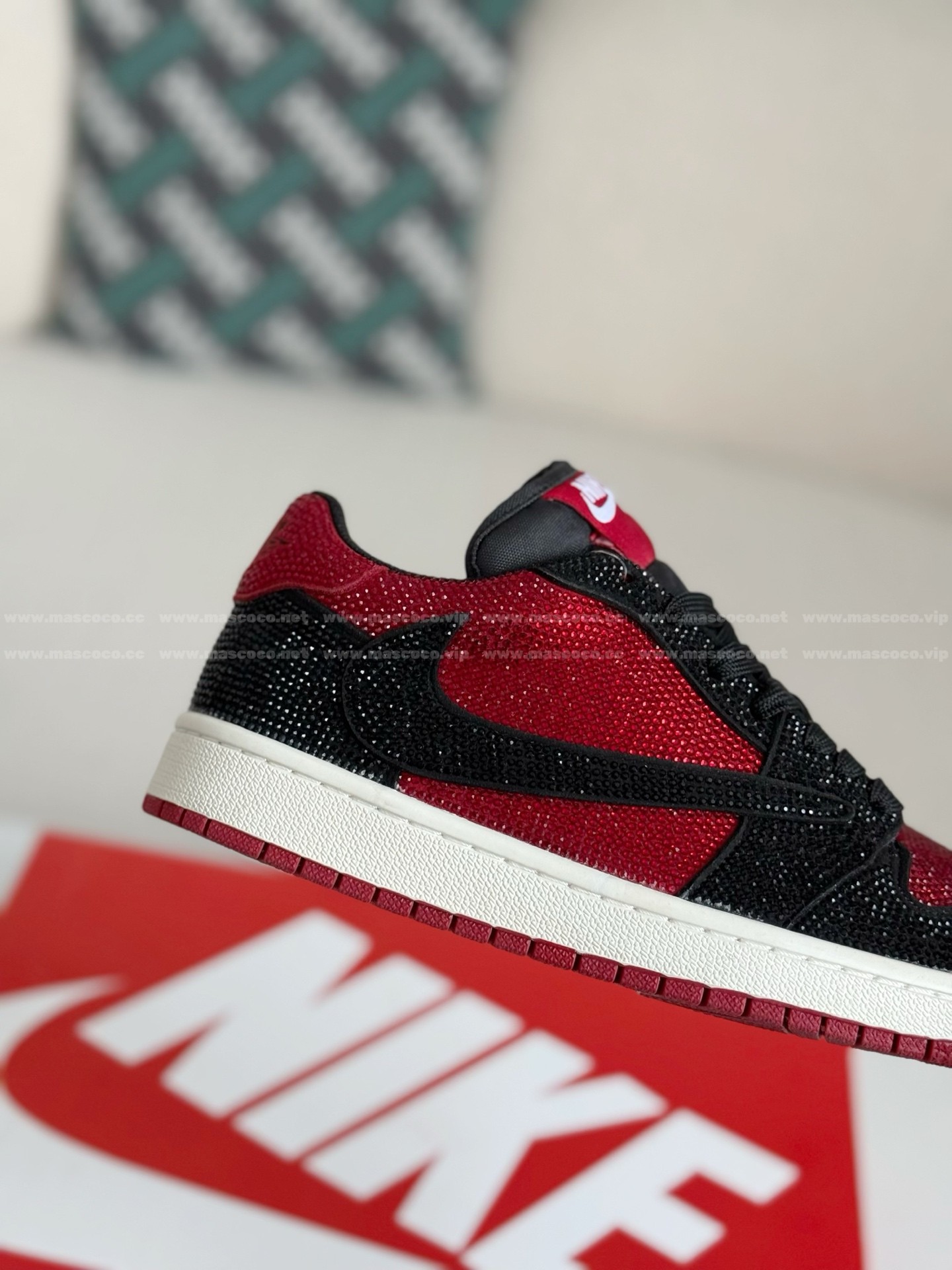 「#4544」Jordan 1 Hand-Set Rhinestones Low Sneakers - Image 7