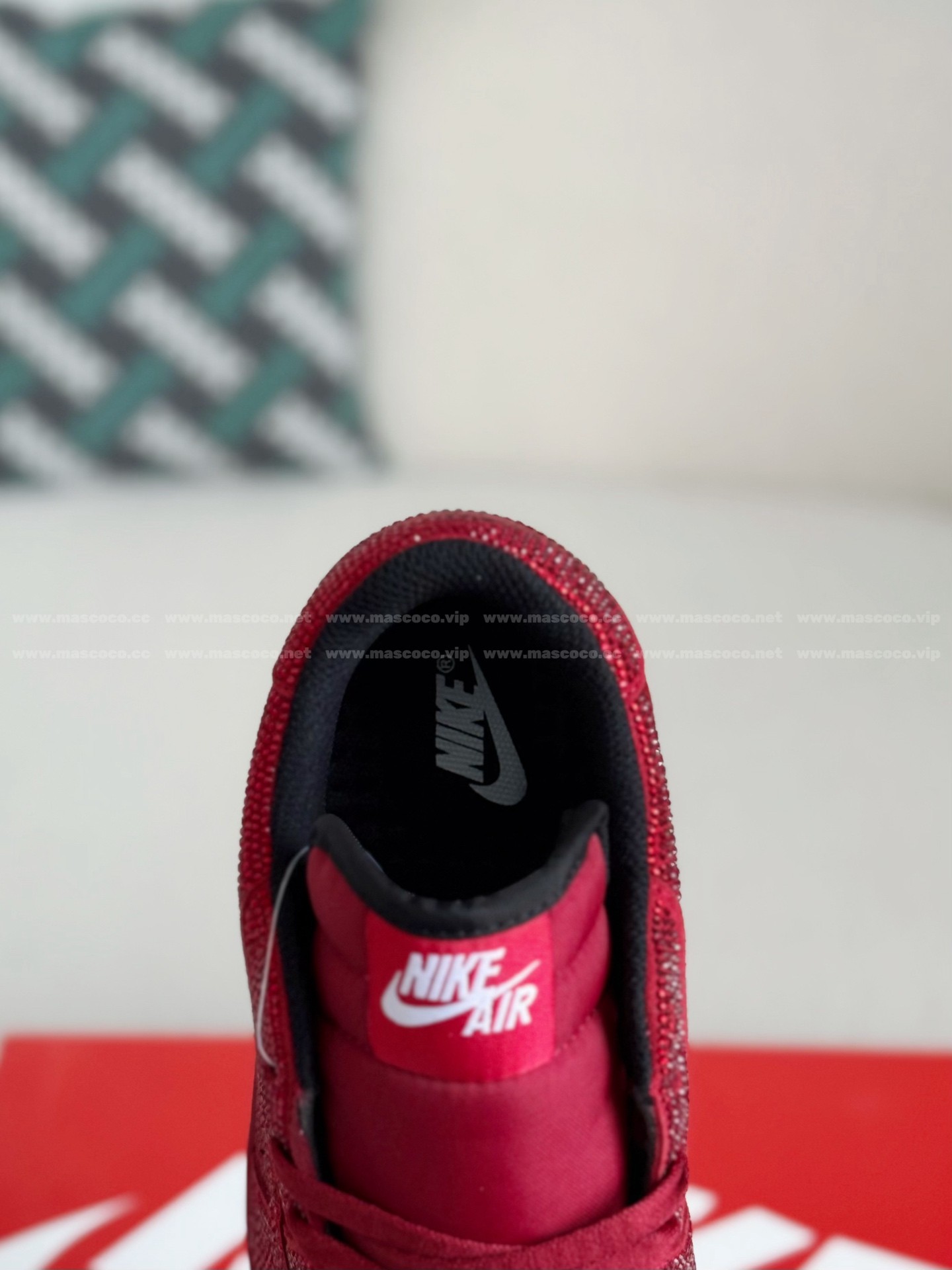 「#4545」Jordan 1 Hand-Set Rhinestones Low Sneakers - Image 8