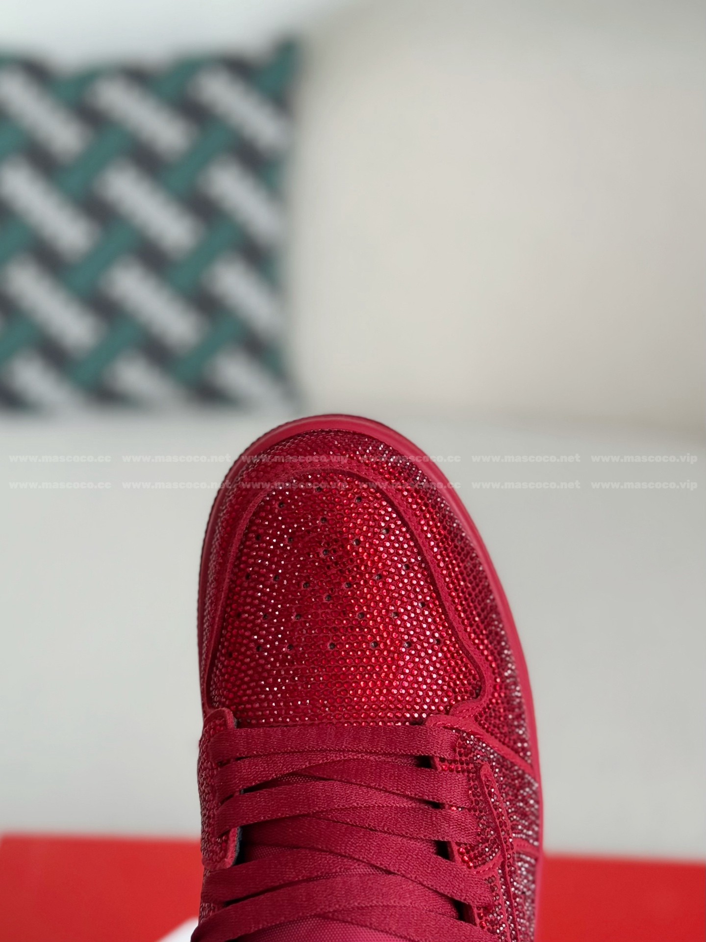 「#4545」Jordan 1 Hand-Set Rhinestones Low Sneakers - Image 9