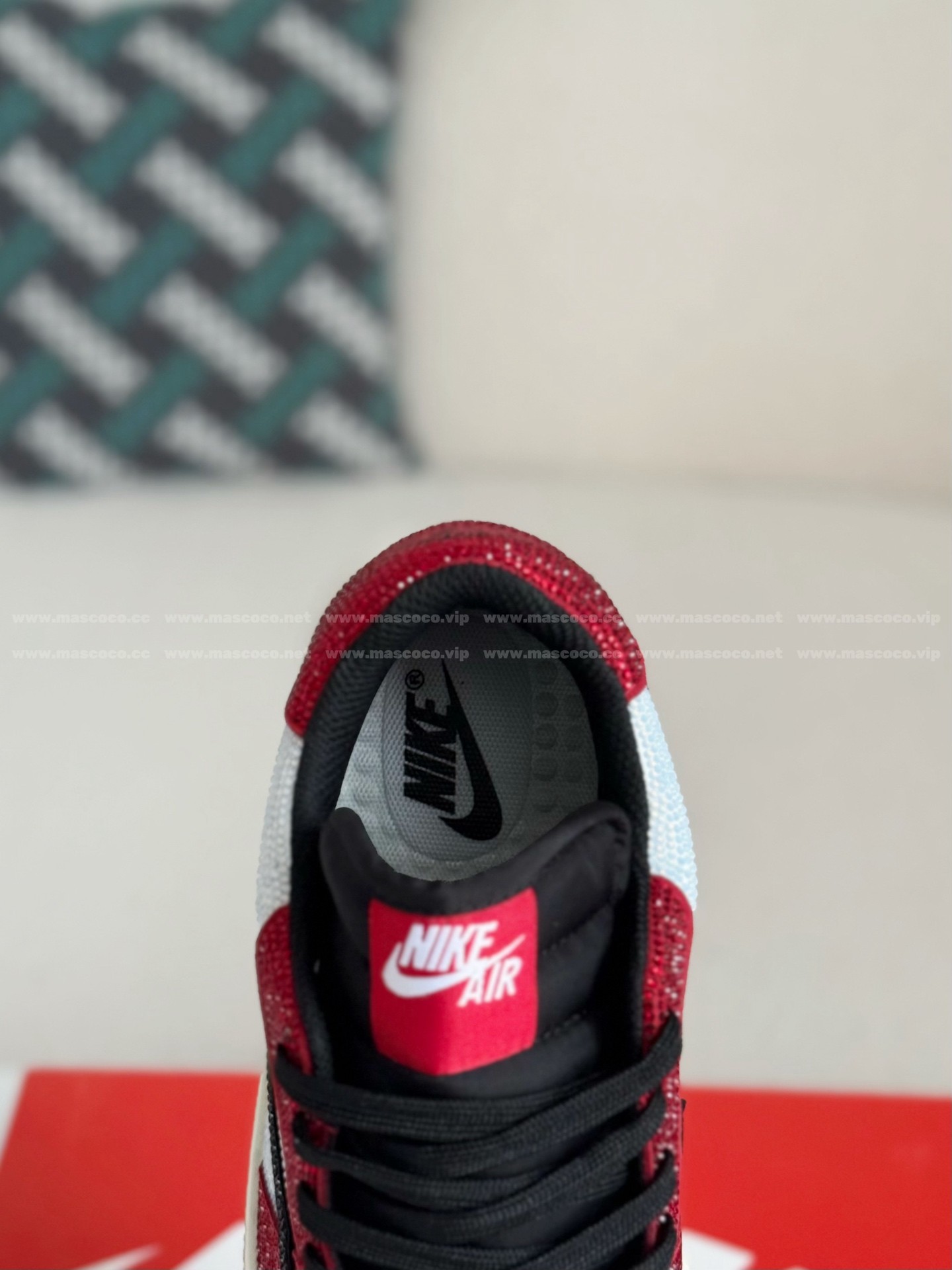 「#4547」Jordan 1 Hand-Set Rhinestones Low Sneakers - Image 8
