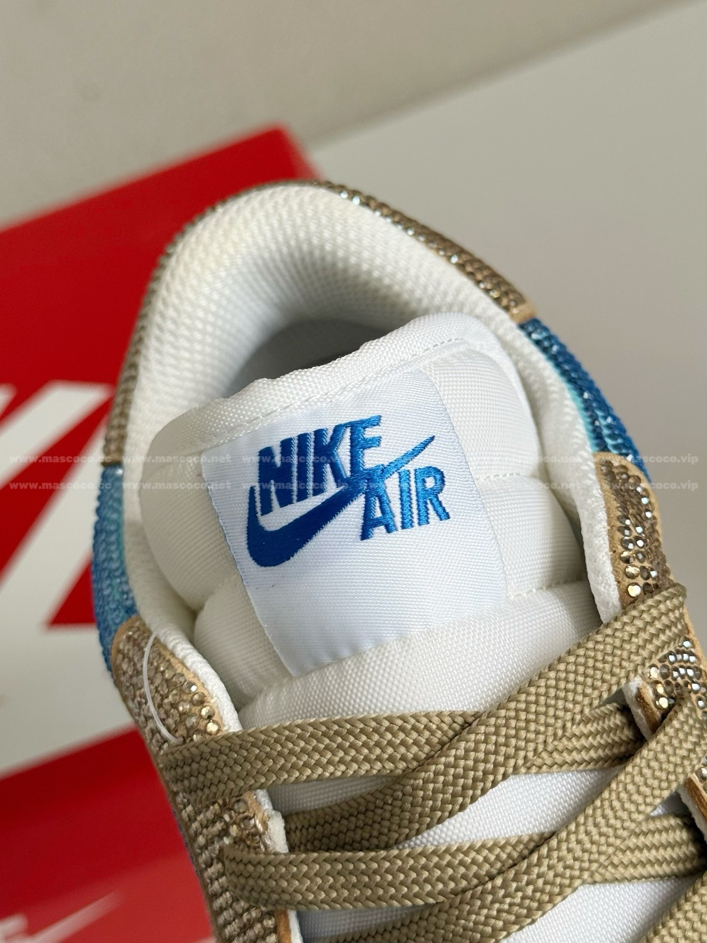 「#4548」Jordan 1 Hand-Set Rhinestones Low Sneakers - Image 10